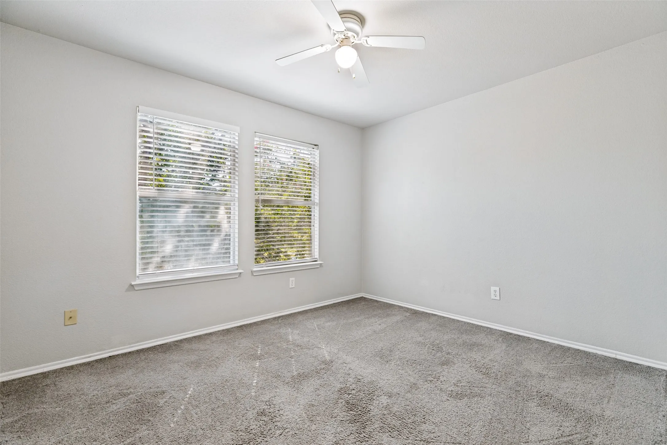 Single Family Residence For Rent in Collin County , 2525 Mesa Valley Drive, Mc Kinney, Texas 75071, 4 Bedroom, 3 Bathroom, 2 Garage spaces, 2,229 Sqft, built in 2001, mls#21376723, Real Estate Agent in Mc Kinney, Homes For Rent in Collin county, Homes For Rent in Mc Kinney, Realtor in Mc Kinney Texas, Real Estate Brokerage Independent Realty Texas, Luminita Cordes Realtor