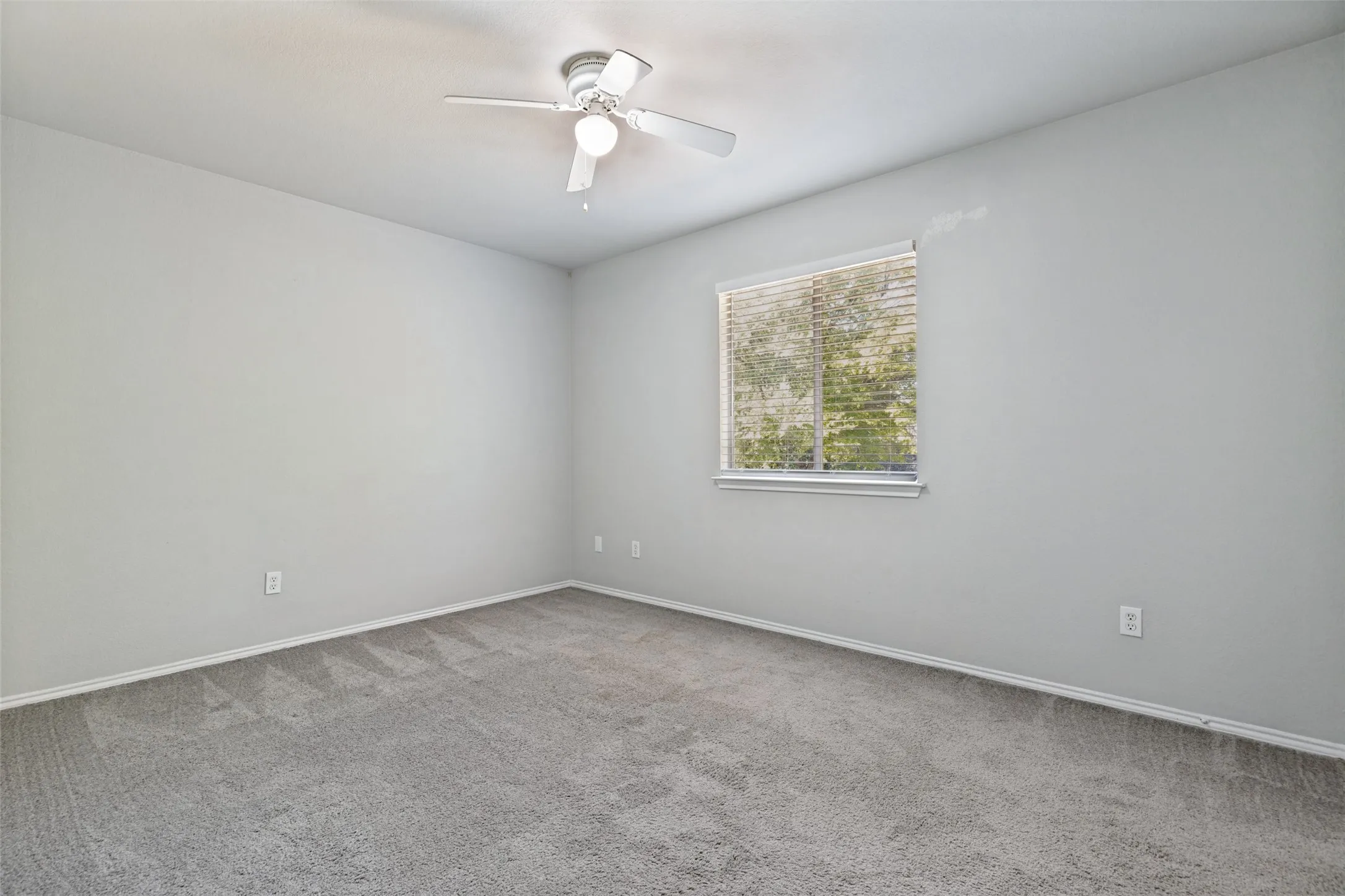 Single Family Residence For Rent in Collin County , 2525 Mesa Valley Drive, Mc Kinney, Texas 75071, 4 Bedroom, 3 Bathroom, 2 Garage spaces, 2,229 Sqft, built in 2001, mls#21376723, Real Estate Agent in Mc Kinney, Homes For Rent in Collin county, Homes For Rent in Mc Kinney, Realtor in Mc Kinney Texas, Real Estate Brokerage Independent Realty Texas, Luminita Cordes Realtor