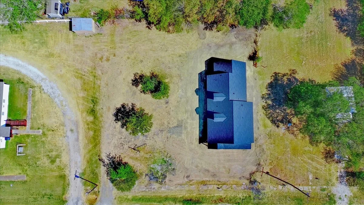 Single Family Residence For Sale in Navarro County , 104 S FM 1126, Barry, Texas 75102, 4 Bedroom, 3 Bathroom, Garage spaces, 1,881 Sqft, built in 2026, mls#21368891, Real Estate Agent in Barry, Homes For Sale in Navarro county, Homes For Sale in Barry, Realtor in Barry Texas, Real Estate Brokerage Independent Realty Texas, Luminita Cordes Realtor