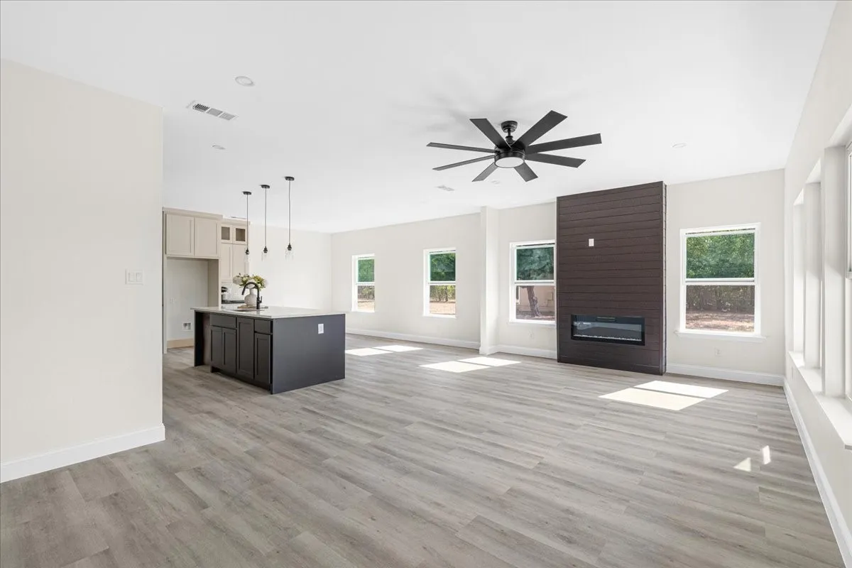 Single Family Residence For Sale in Navarro County , 104 S FM 1126, Barry, Texas 75102, 4 Bedroom, 3 Bathroom, Garage spaces, 1,881 Sqft, built in 2026, mls#21368891, Real Estate Agent in Barry, Homes For Sale in Navarro county, Homes For Sale in Barry, Realtor in Barry Texas, Real Estate Brokerage Independent Realty Texas, Luminita Cordes Realtor