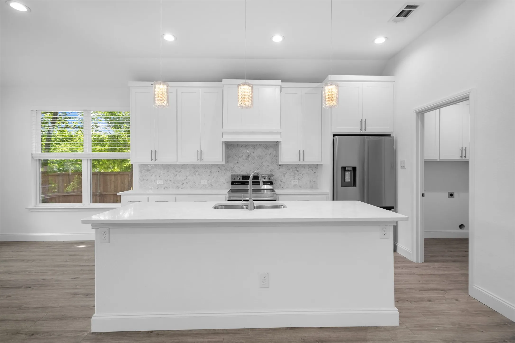 Single Family Residence For Sale in Ellis County , 123 Bradshaw Street, Waxahachie, Texas 75165, 3 Bedroom, 2 Bathroom, 2 Garage spaces, 1,655 Sqft, built in 2025, mls#21376809, Real Estate Agent in Waxahachie, Homes For Sale in Ellis county, Homes For Sale in Waxahachie, Realtor in Waxahachie Texas, Real Estate Brokerage Independent Realty Texas, Luminita Cordes Realtor