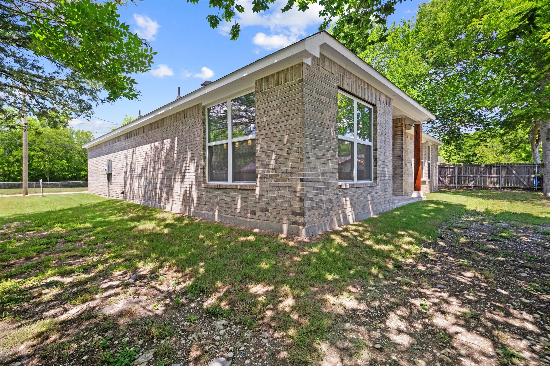 Single Family Residence For Sale in Ellis County , 123 Bradshaw Street, Waxahachie, Texas 75165, 3 Bedroom, 2 Bathroom, 2 Garage spaces, 1,655 Sqft, built in 2025, mls#21376809, Real Estate Agent in Waxahachie, Homes For Sale in Ellis county, Homes For Sale in Waxahachie, Realtor in Waxahachie Texas, Real Estate Brokerage Independent Realty Texas, Luminita Cordes Realtor