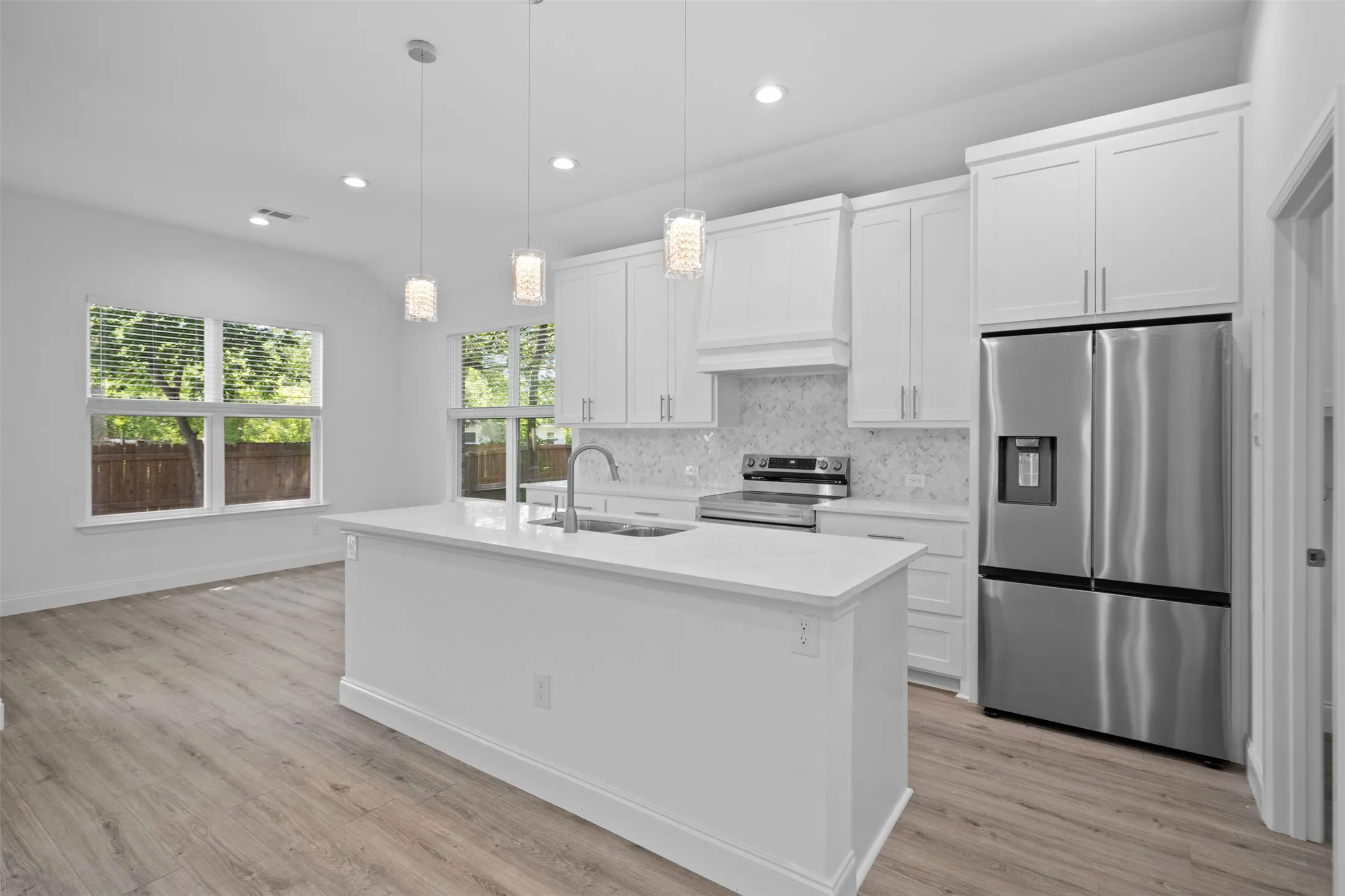 Single Family Residence For Sale in Ellis County , 123 Bradshaw Street, Waxahachie, Texas 75165, 3 Bedroom, 2 Bathroom, 2 Garage spaces, 1,655 Sqft, built in 2025, mls#21376809, Real Estate Agent in Waxahachie, Homes For Sale in Ellis county, Homes For Sale in Waxahachie, Realtor in Waxahachie Texas, Real Estate Brokerage Independent Realty Texas, Luminita Cordes Realtor