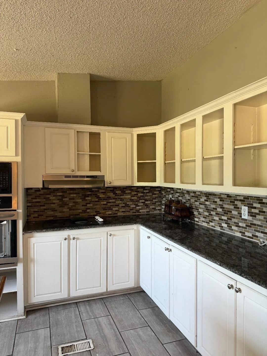 Manufactured Home For Sale in Fannin County , 14050 S State Highway 78, Leonard, Texas 75452, 4 Bedroom, 3 Bathroom, Garage spaces, 2,280 Sqft, built in 2003, mls#21376810, Real Estate Agent in Leonard, Homes For Sale in Fannin county, Homes For Sale in Leonard, Realtor in Leonard Texas, Real Estate Brokerage Independent Realty Texas, Luminita Cordes Realtor