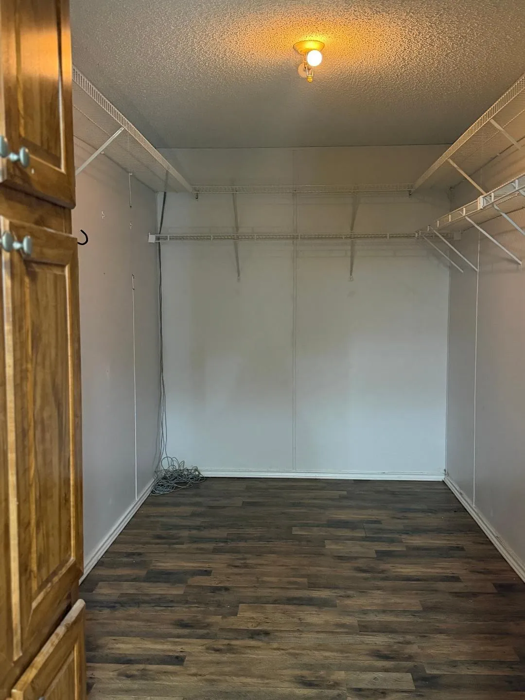 Manufactured Home For Sale in Fannin County , 14050 S State Highway 78, Leonard, Texas 75452, 4 Bedroom, 3 Bathroom, Garage spaces, 2,280 Sqft, built in 2003, mls#21376810, Real Estate Agent in Leonard, Homes For Sale in Fannin county, Homes For Sale in Leonard, Realtor in Leonard Texas, Real Estate Brokerage Independent Realty Texas, Luminita Cordes Realtor