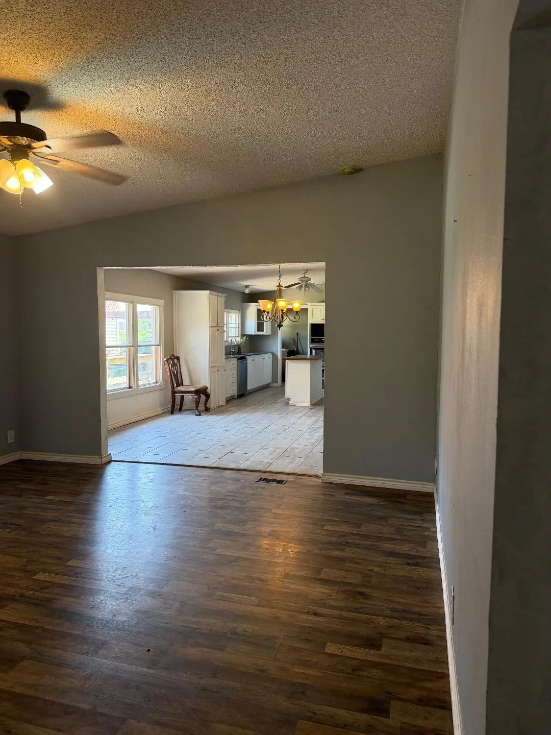 Manufactured Home For Sale in Fannin County , 14050 S State Highway 78, Leonard, Texas 75452, 4 Bedroom, 3 Bathroom, Garage spaces, 2,280 Sqft, built in 2003, mls#21376810, Real Estate Agent in Leonard, Homes For Sale in Fannin county, Homes For Sale in Leonard, Realtor in Leonard Texas, Real Estate Brokerage Independent Realty Texas, Luminita Cordes Realtor