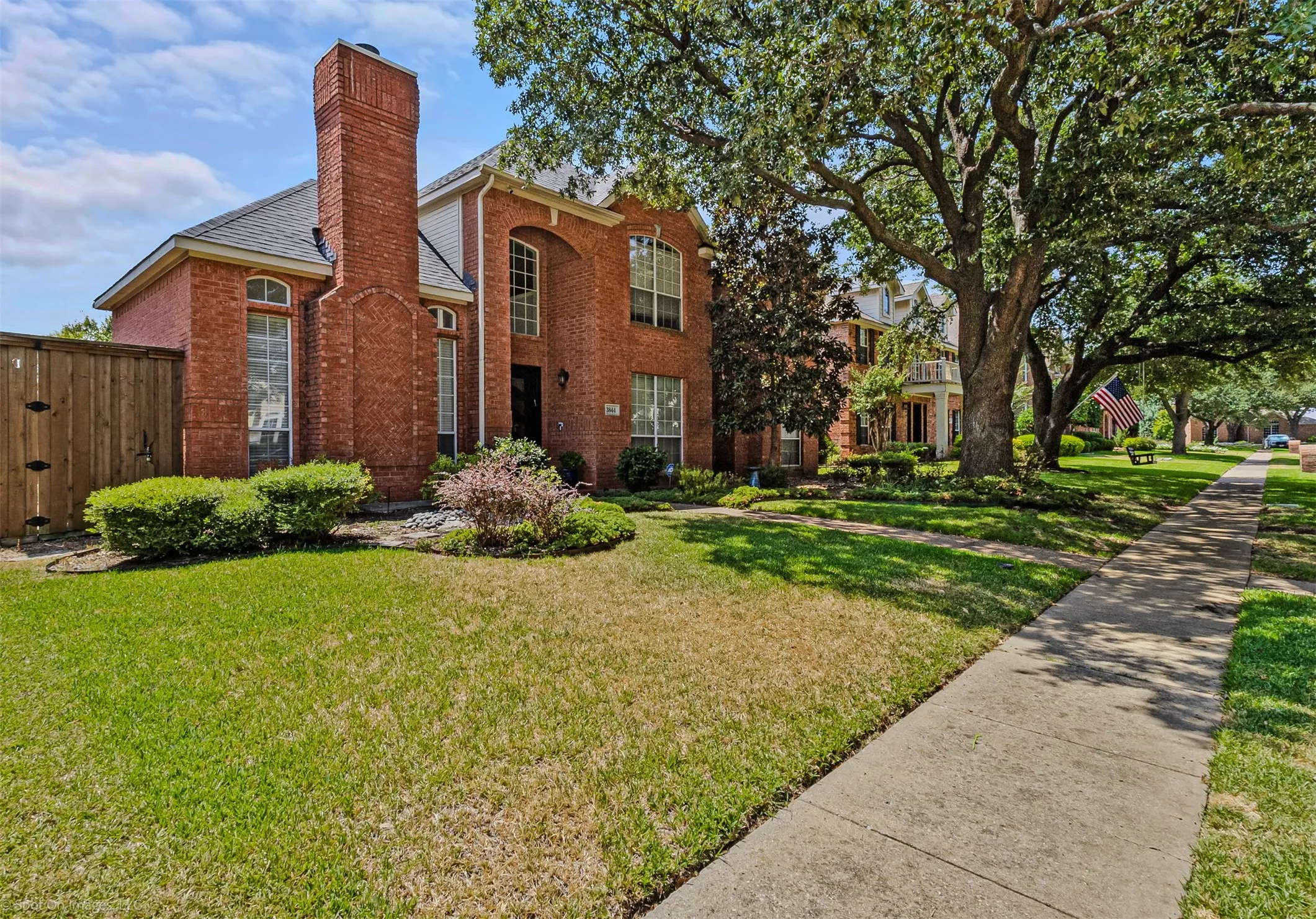 Single Family Residence For Sale in Denton County , 3844 Walden Way, Dallas, Texas 75287, 4 Bedroom, 4 Bathroom, 2 Garage spaces, 3,618 Sqft, built in 1993, mls#21375156, Real Estate Agent in Dallas, Homes For Sale in Denton county, Homes For Sale in Dallas, Realtor in Dallas Texas, Real Estate Brokerage Independent Realty Texas, Luminita Cordes Realtor