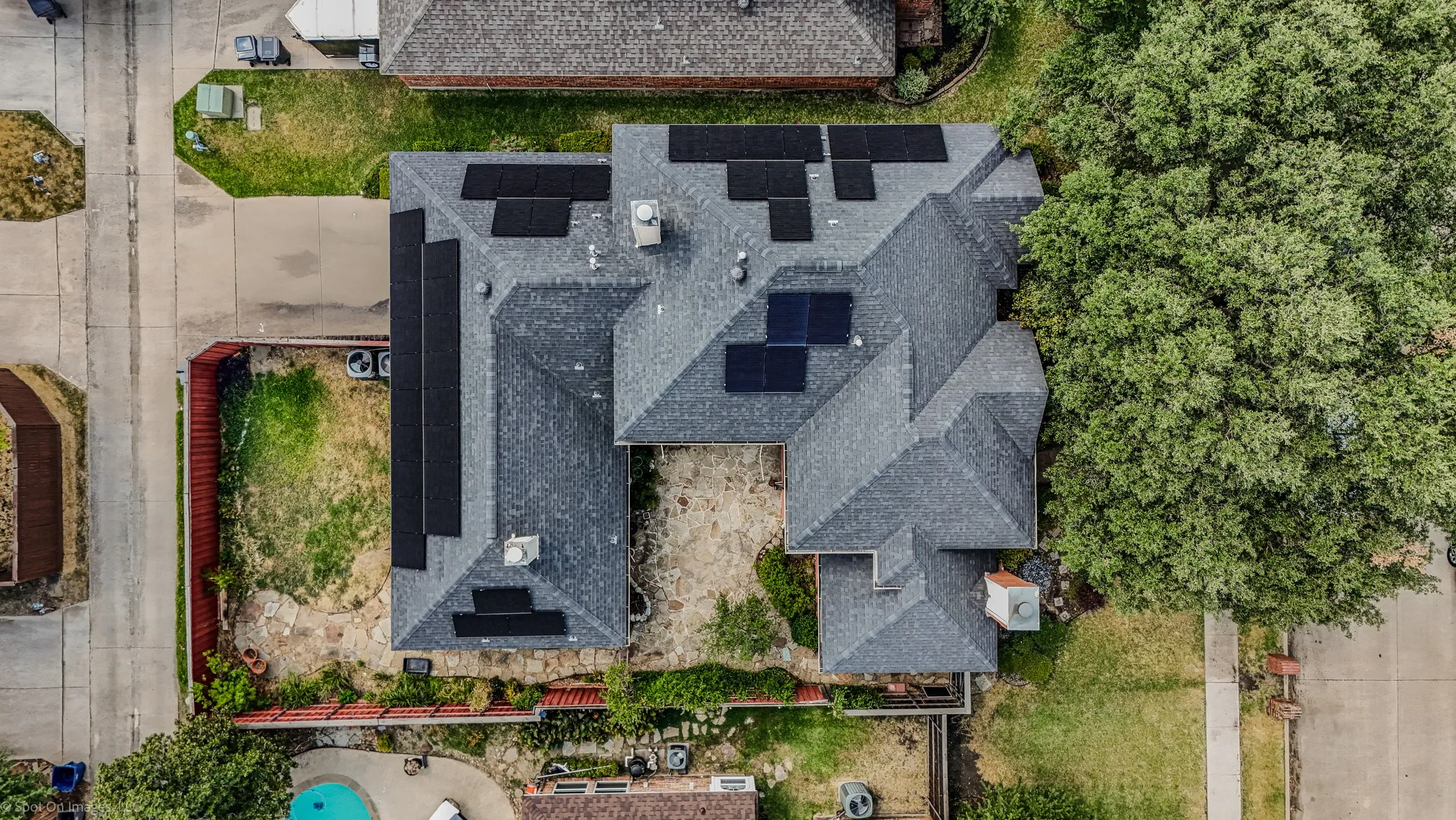 Single Family Residence For Sale in Denton County , 3844 Walden Way, Dallas, Texas 75287, 4 Bedroom, 4 Bathroom, 2 Garage spaces, 3,618 Sqft, built in 1993, mls#21375156, Real Estate Agent in Dallas, Homes For Sale in Denton county, Homes For Sale in Dallas, Realtor in Dallas Texas, Real Estate Brokerage Independent Realty Texas, Luminita Cordes Realtor