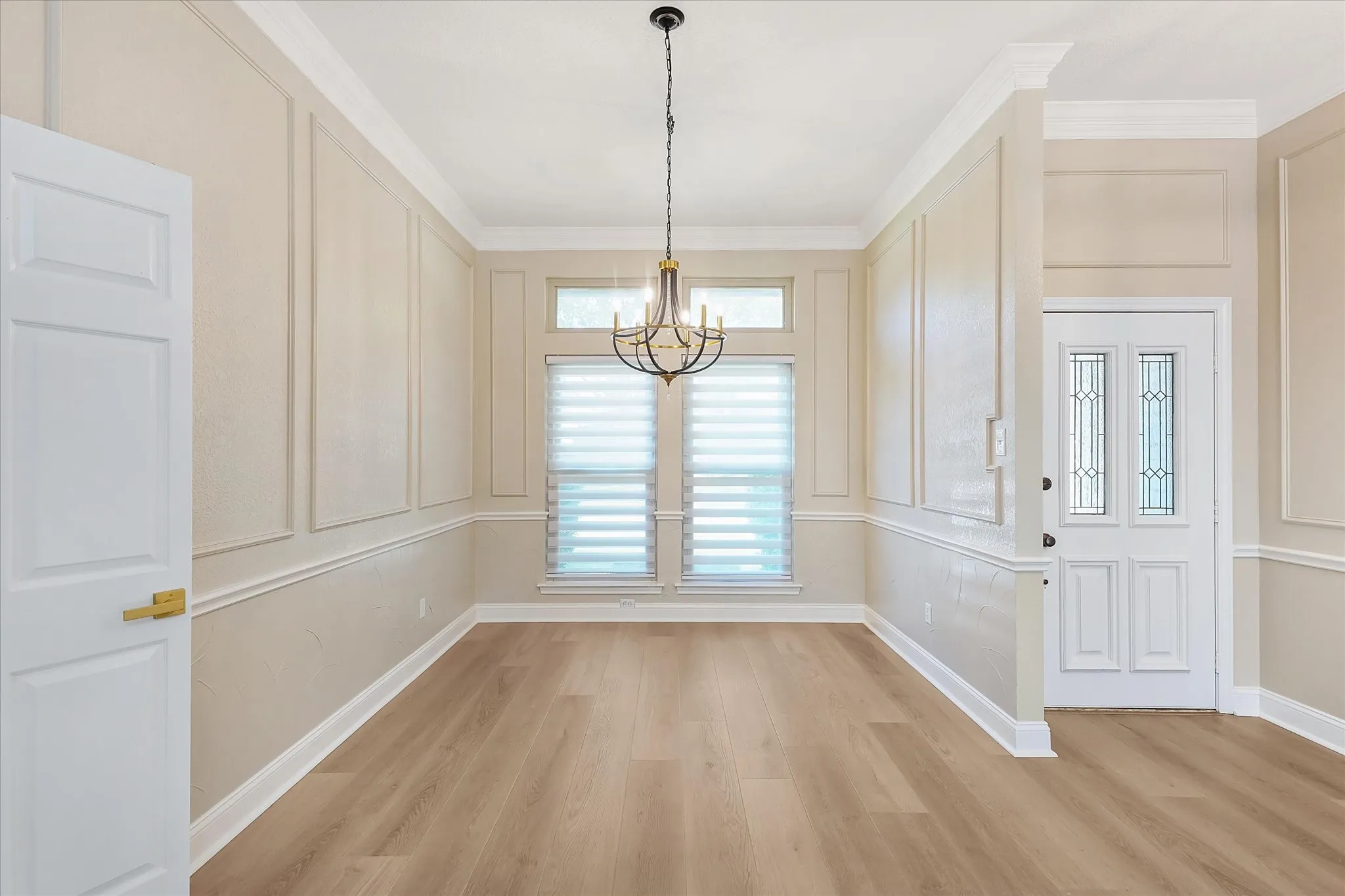 Single Family Residence For Sale in Tarrant County , 5301 Bugle Lane, Colleyville, Texas 76034, 3 Bedroom, 2 Bathroom, 2 Garage spaces, 2,248 Sqft, built in 1989, mls#21376500, Real Estate Agent in Colleyville, Homes For Sale in Tarrant county, Homes For Sale in Colleyville, Realtor in Colleyville Texas, Real Estate Brokerage Independent Realty Texas, Luminita Cordes Realtor