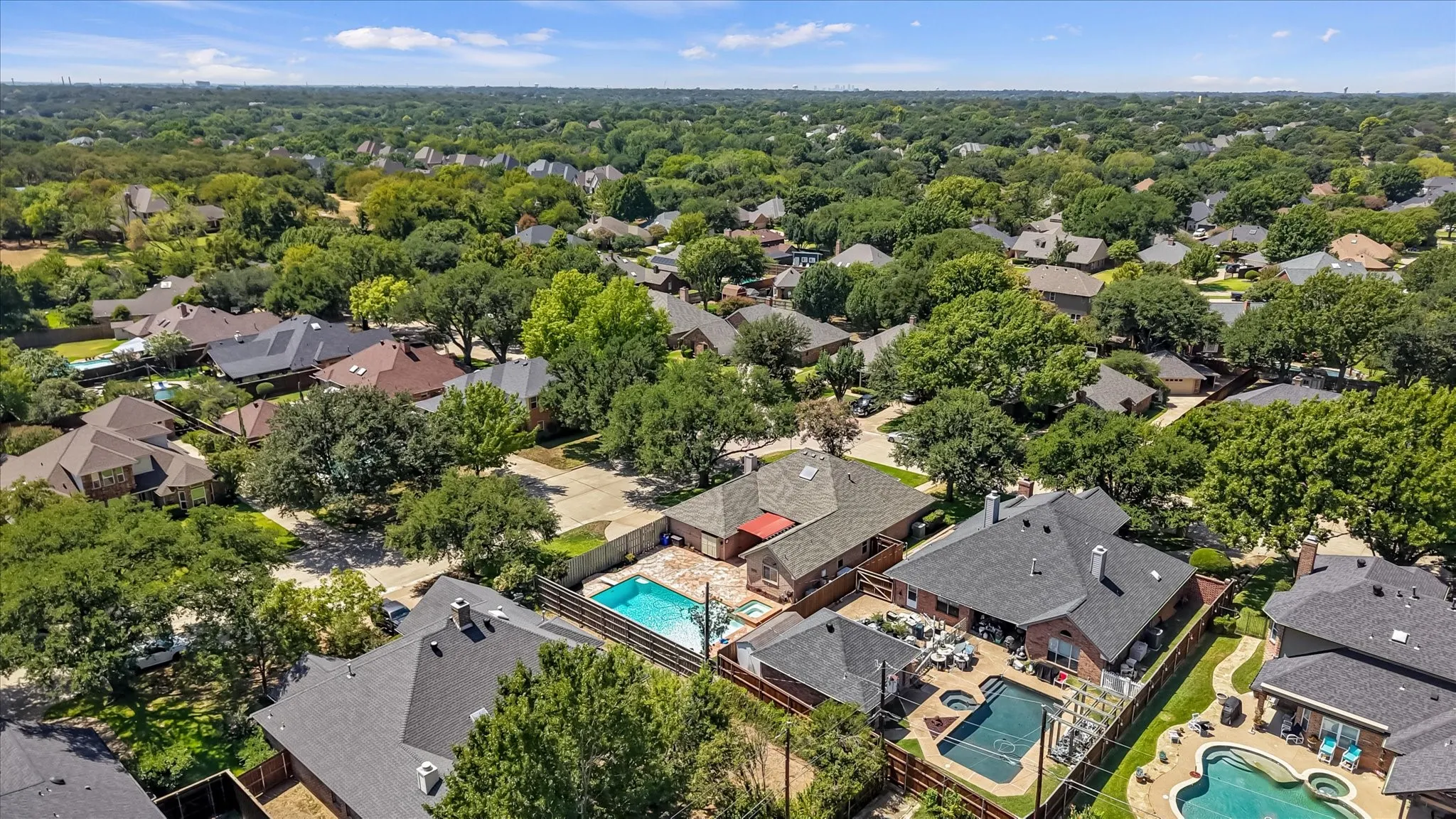 Single Family Residence For Sale in Tarrant County , 5301 Bugle Lane, Colleyville, Texas 76034, 3 Bedroom, 2 Bathroom, 2 Garage spaces, 2,248 Sqft, built in 1989, mls#21376500, Real Estate Agent in Colleyville, Homes For Sale in Tarrant county, Homes For Sale in Colleyville, Realtor in Colleyville Texas, Real Estate Brokerage Independent Realty Texas, Luminita Cordes Realtor
