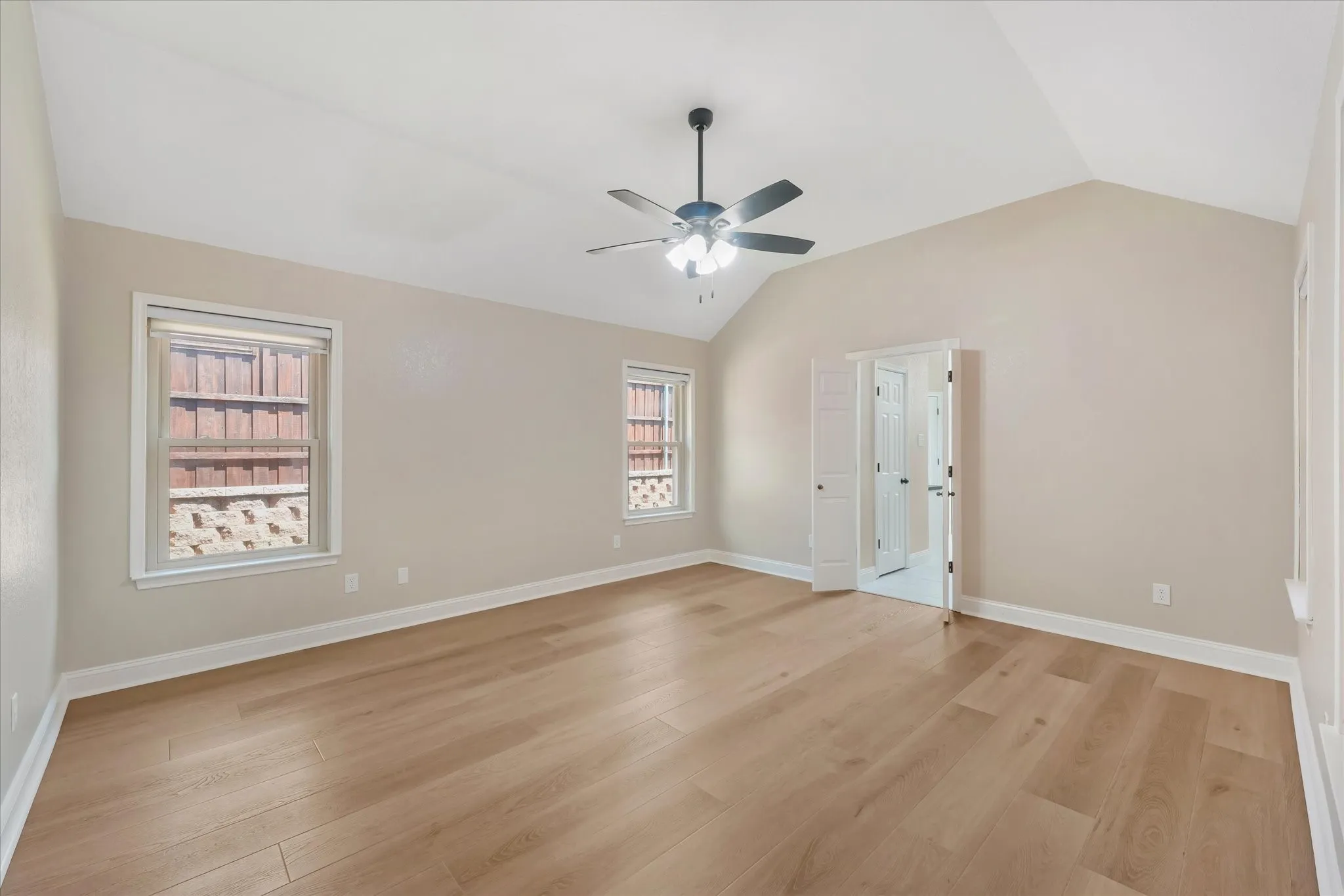 Single Family Residence For Sale in Tarrant County , 5301 Bugle Lane, Colleyville, Texas 76034, 3 Bedroom, 2 Bathroom, 2 Garage spaces, 2,248 Sqft, built in 1989, mls#21376500, Real Estate Agent in Colleyville, Homes For Sale in Tarrant county, Homes For Sale in Colleyville, Realtor in Colleyville Texas, Real Estate Brokerage Independent Realty Texas, Luminita Cordes Realtor