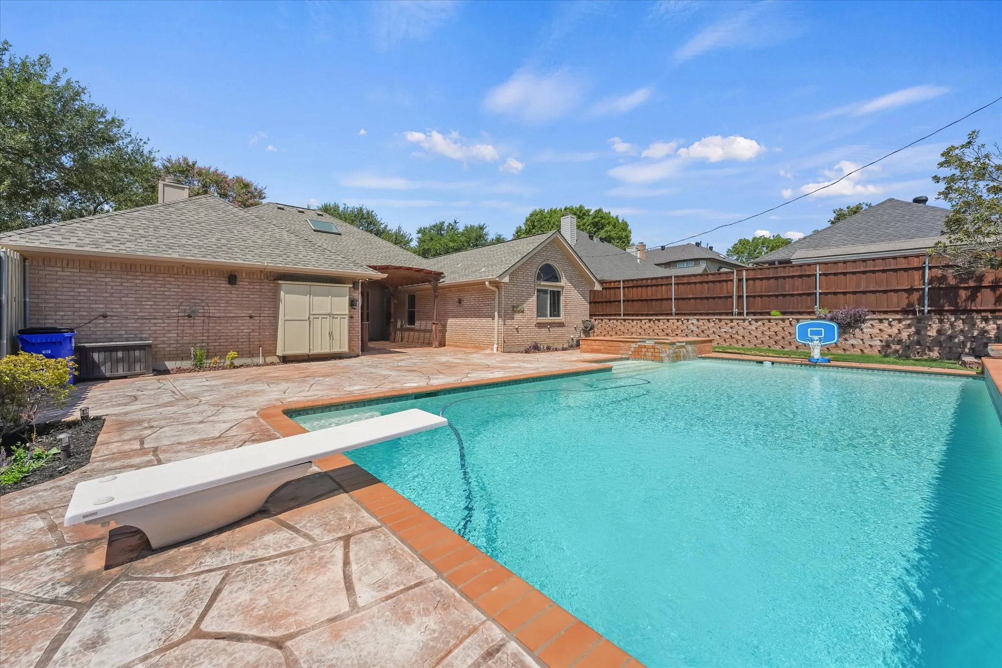 Single Family Residence For Sale in Tarrant County , 5301 Bugle Lane, Colleyville, Texas 76034, 3 Bedroom, 2 Bathroom, 2 Garage spaces, 2,248 Sqft, built in 1989, mls#21376500, Real Estate Agent in Colleyville, Homes For Sale in Tarrant county, Homes For Sale in Colleyville, Realtor in Colleyville Texas, Real Estate Brokerage Independent Realty Texas, Luminita Cordes Realtor