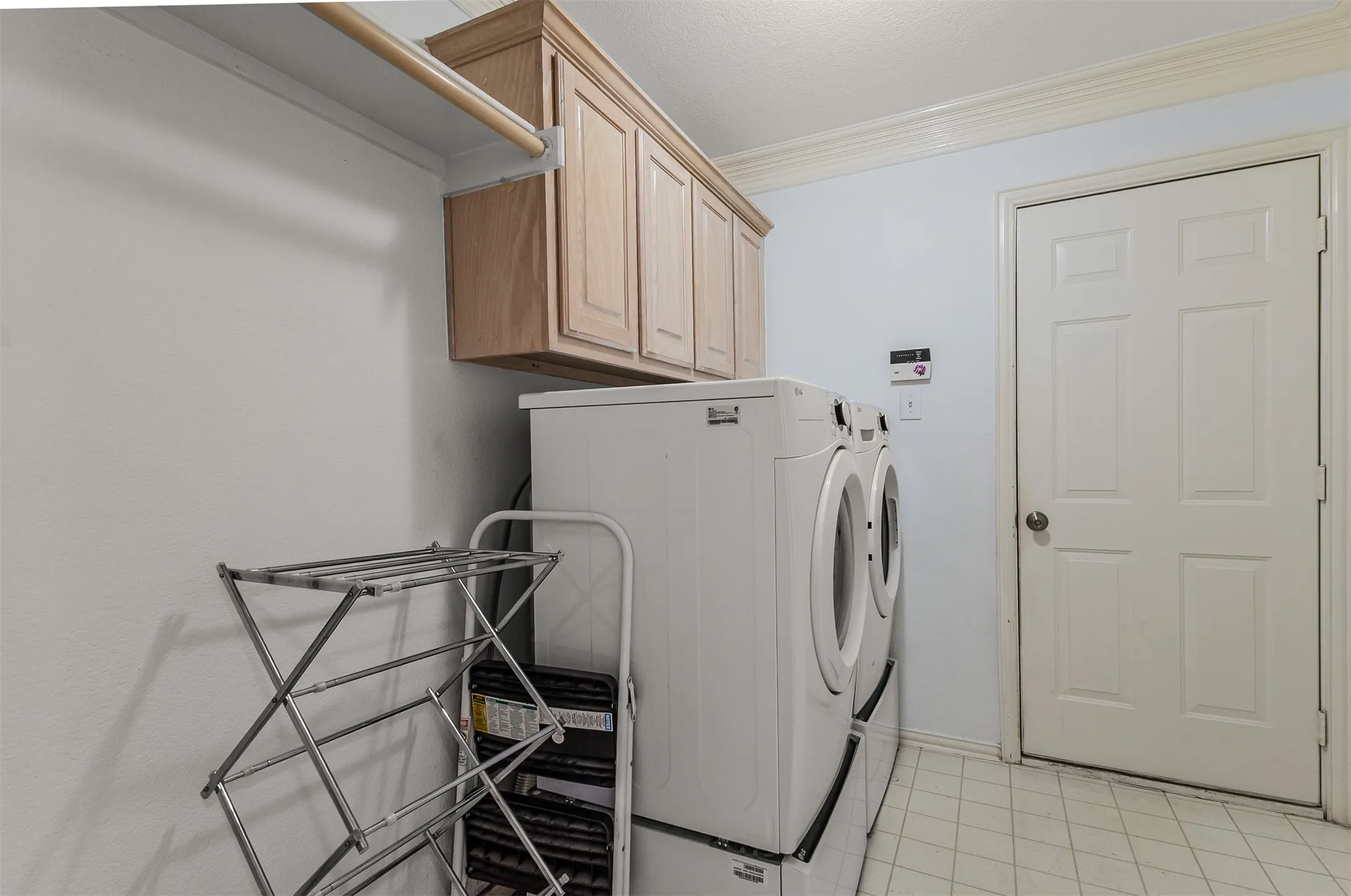Single Family Residence For Sale in Rockwall County , 1181 Skylar Drive, Rockwall, Texas 75032, 4 Bedroom, 3 Bathroom, 2 Garage spaces, 2,599 Sqft, built in 1999, mls#21376818, Real Estate Agent in Rockwall, Homes For Sale in Rockwall county, Homes For Sale in Rockwall, Realtor in Rockwall Texas, Real Estate Brokerage Independent Realty Texas, Luminita Cordes Realtor