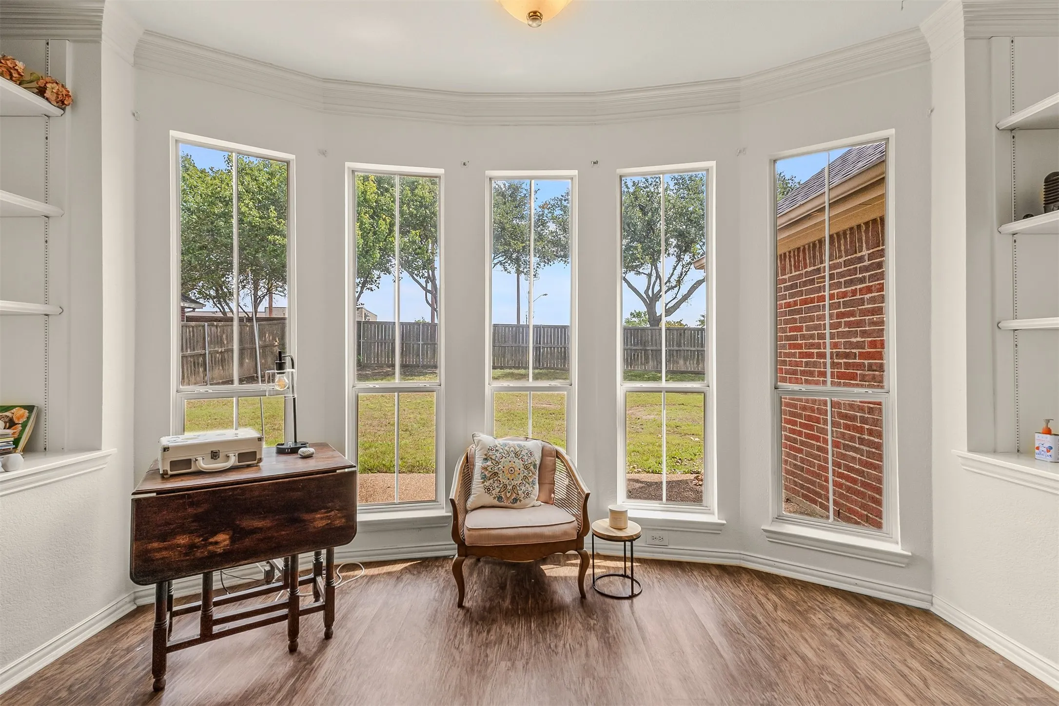 Single Family Residence For Sale in Rockwall County , 1181 Skylar Drive, Rockwall, Texas 75032, 4 Bedroom, 3 Bathroom, 2 Garage spaces, 2,599 Sqft, built in 1999, mls#21376818, Real Estate Agent in Rockwall, Homes For Sale in Rockwall county, Homes For Sale in Rockwall, Realtor in Rockwall Texas, Real Estate Brokerage Independent Realty Texas, Luminita Cordes Realtor