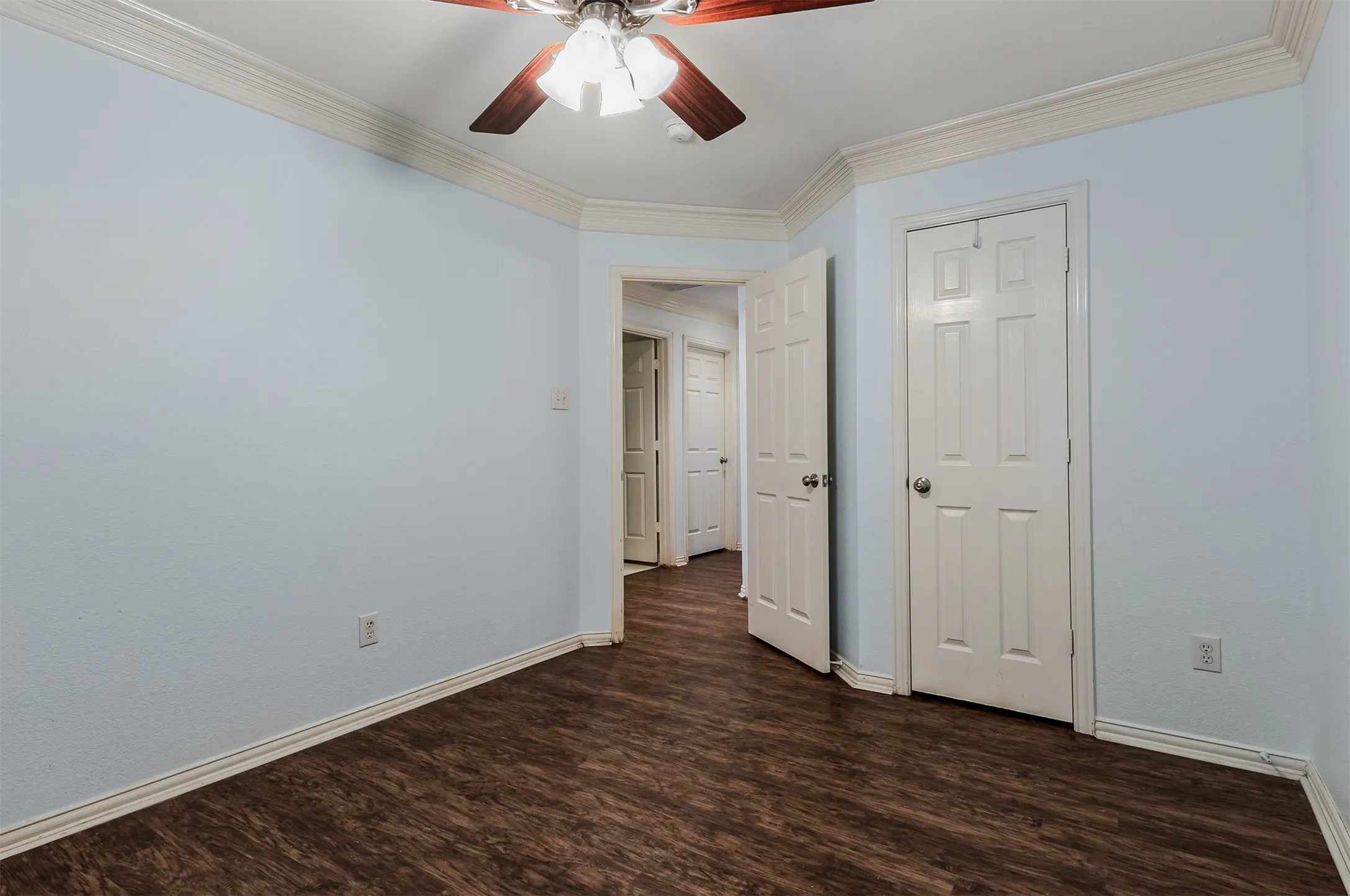 Single Family Residence For Sale in Rockwall County , 1181 Skylar Drive, Rockwall, Texas 75032, 4 Bedroom, 3 Bathroom, 2 Garage spaces, 2,599 Sqft, built in 1999, mls#21376818, Real Estate Agent in Rockwall, Homes For Sale in Rockwall county, Homes For Sale in Rockwall, Realtor in Rockwall Texas, Real Estate Brokerage Independent Realty Texas, Luminita Cordes Realtor