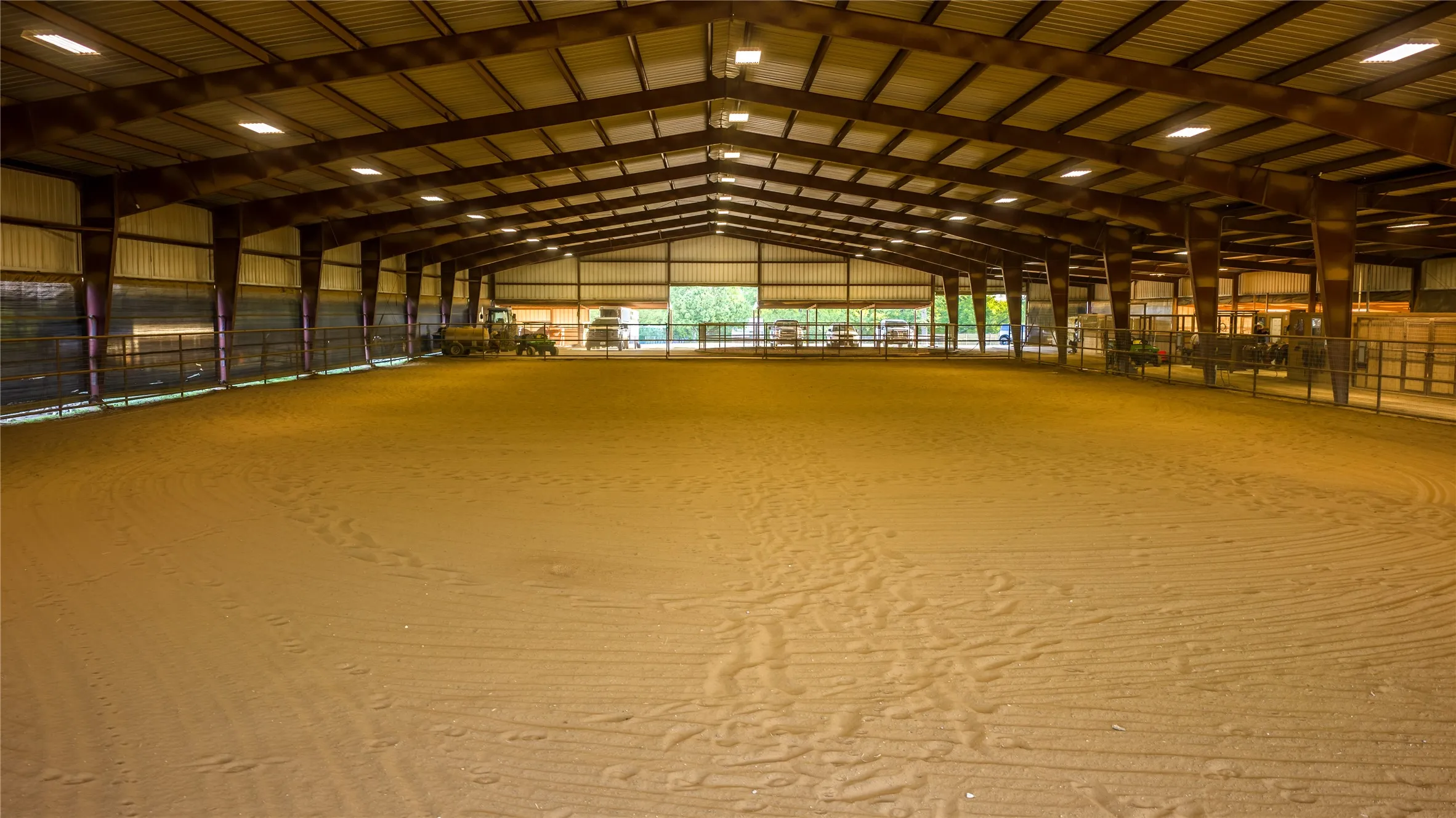 Farm For Sale in Grayson County , 1838 Liberty Road, Gordonville, Texas 76245, 4 Bedroom, 4 Bathroom, Garage spaces, 2,411 Sqft, built in 2003, mls#21376755, Real Estate Agent in Gordonville, Homes For Sale in Grayson county, Homes For Sale in Gordonville, Realtor in Gordonville Texas, Real Estate Brokerage Independent Realty Texas, Luminita Cordes Realtor