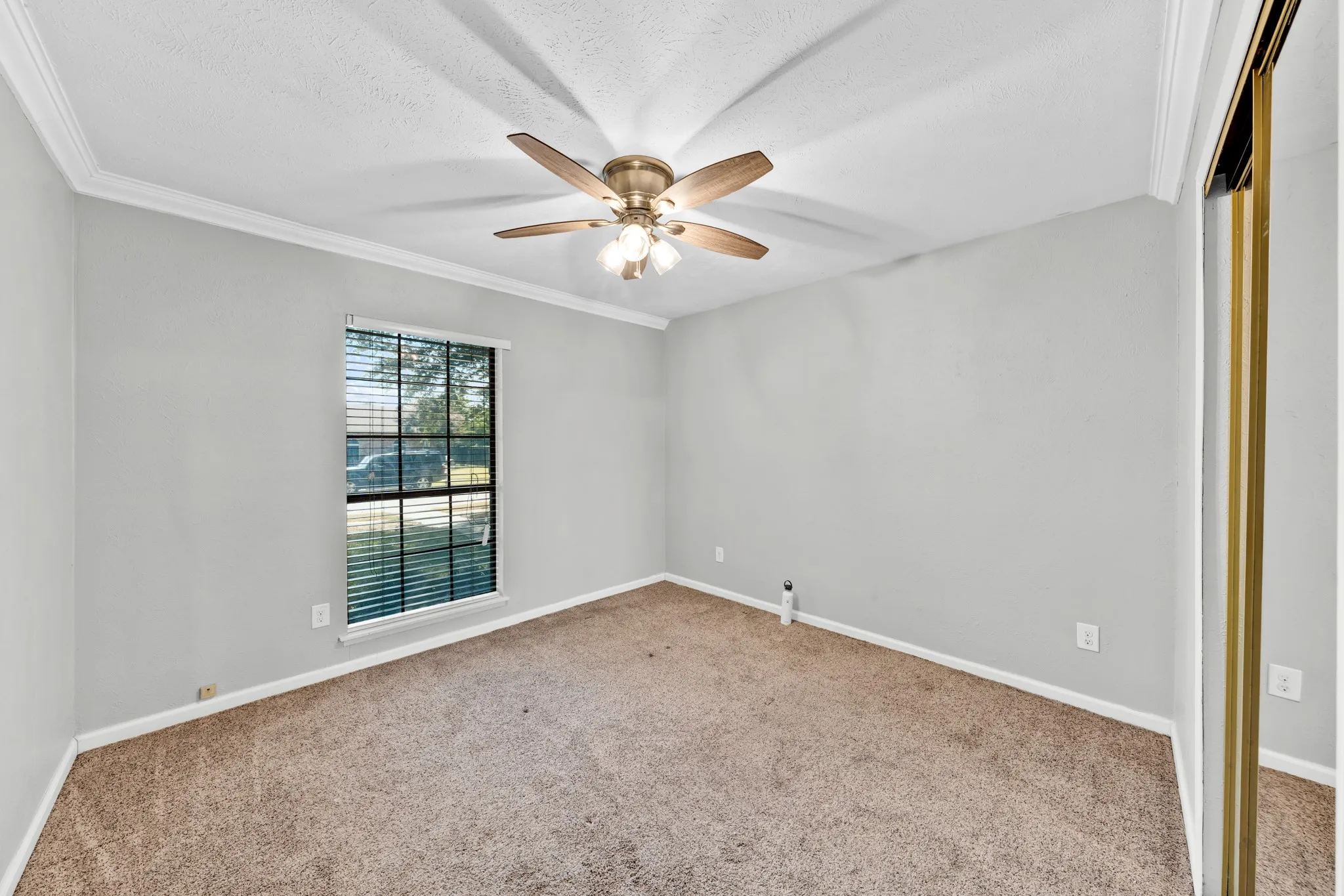 Single Family Residence For Rent in Collin County , 1715 Cherokee Trail, Plano, Texas 75023, 4 Bedroom, 2 Bathroom, 1 Garage spaces, 2,700 Sqft, built in 1977, mls#21376832, Real Estate Agent in Plano, Homes For Rent in Collin county, Homes For Rent in Plano, Realtor in Plano Texas, Real Estate Brokerage Independent Realty Texas, Luminita Cordes Realtor