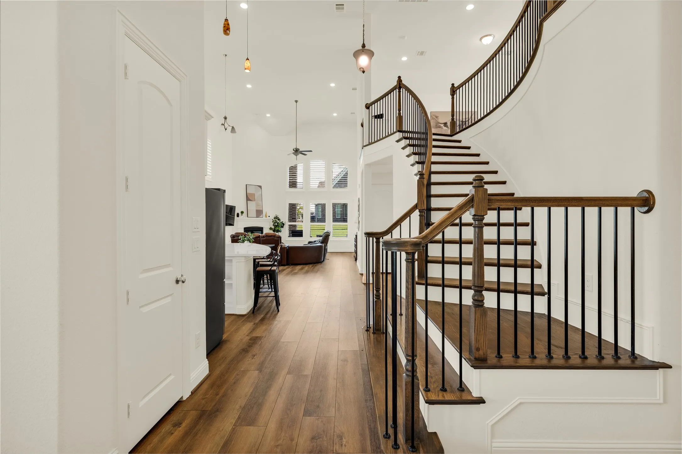 Single Family Residence For Rent in Collin County , 5952 Augustine Road, Mc Kinney, Texas 75071, 5 Bedroom, 4 Bathroom, 2 Garage spaces, 3,352 Sqft, built in 2021, mls#21376827, Real Estate Agent in Mc Kinney, Homes For Rent in Collin county, Homes For Rent in Mc Kinney, Realtor in Mc Kinney Texas, Real Estate Brokerage Independent Realty Texas, Luminita Cordes Realtor