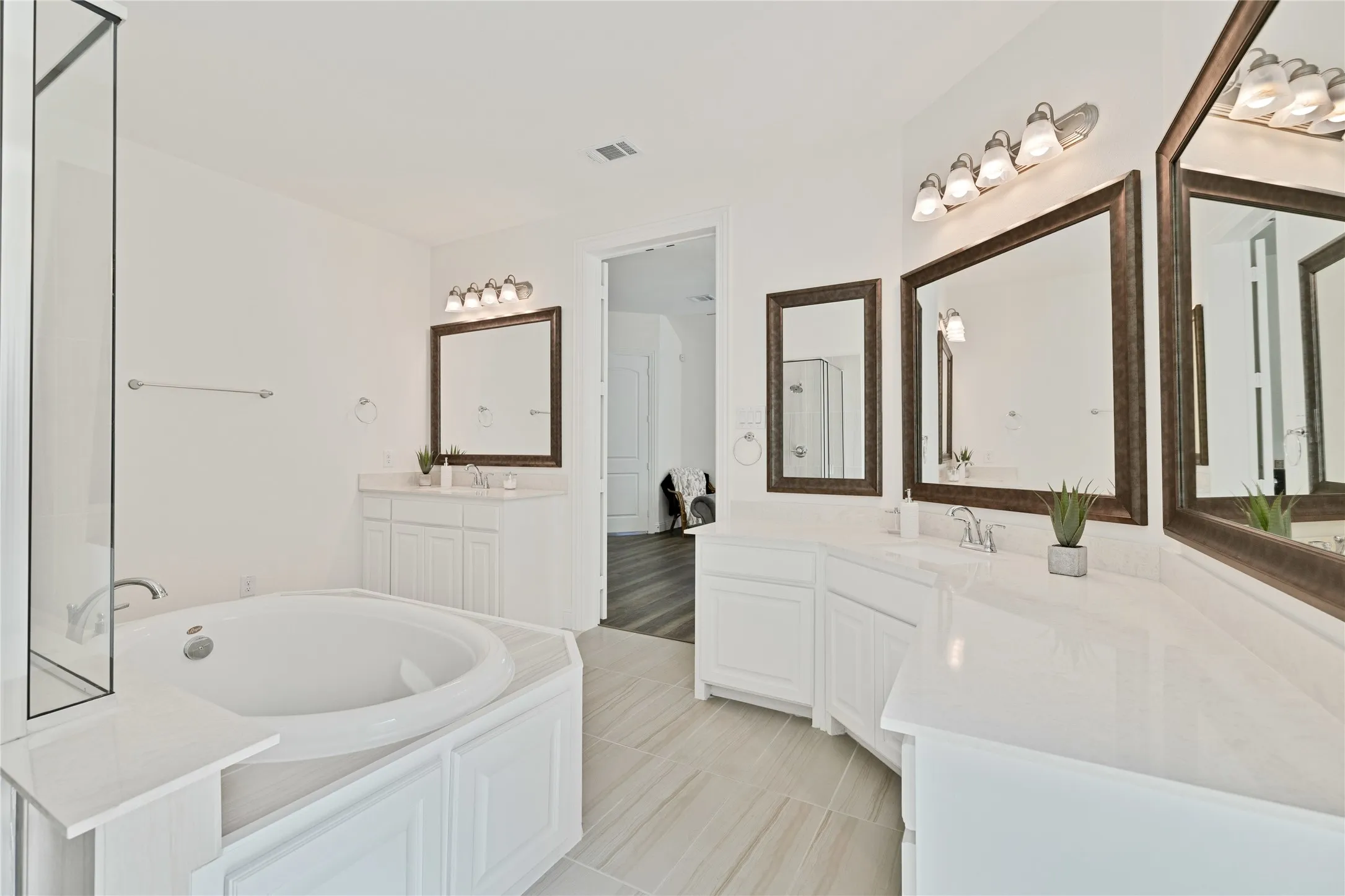 Single Family Residence For Rent in Collin County , 5952 Augustine Road, Mc Kinney, Texas 75071, 5 Bedroom, 4 Bathroom, 2 Garage spaces, 3,352 Sqft, built in 2021, mls#21376827, Real Estate Agent in Mc Kinney, Homes For Rent in Collin county, Homes For Rent in Mc Kinney, Realtor in Mc Kinney Texas, Real Estate Brokerage Independent Realty Texas, Luminita Cordes Realtor
