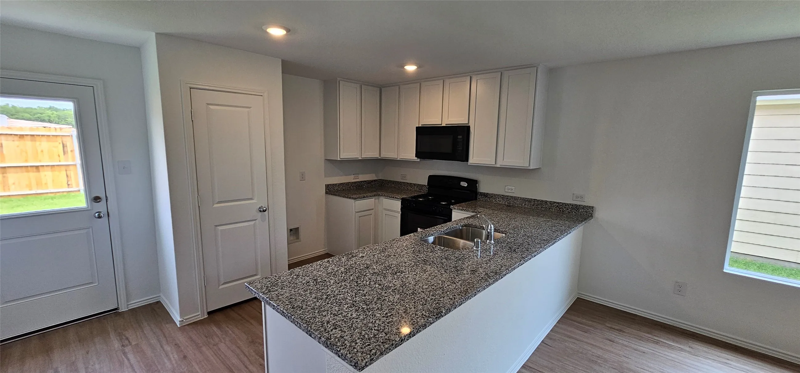 Single Family Residence For Rent in Collin County , 1121 desert willow, Princeton, Texas 75407, 3 Bedroom, 2 Bathroom, 2 Garage spaces, 1,411 Sqft, built in 2024, mls#21376837, Real Estate Agent in Princeton, Homes For Rent in Collin county, Homes For Rent in Princeton, Realtor in Princeton Texas, Real Estate Brokerage Independent Realty Texas, Luminita Cordes Realtor