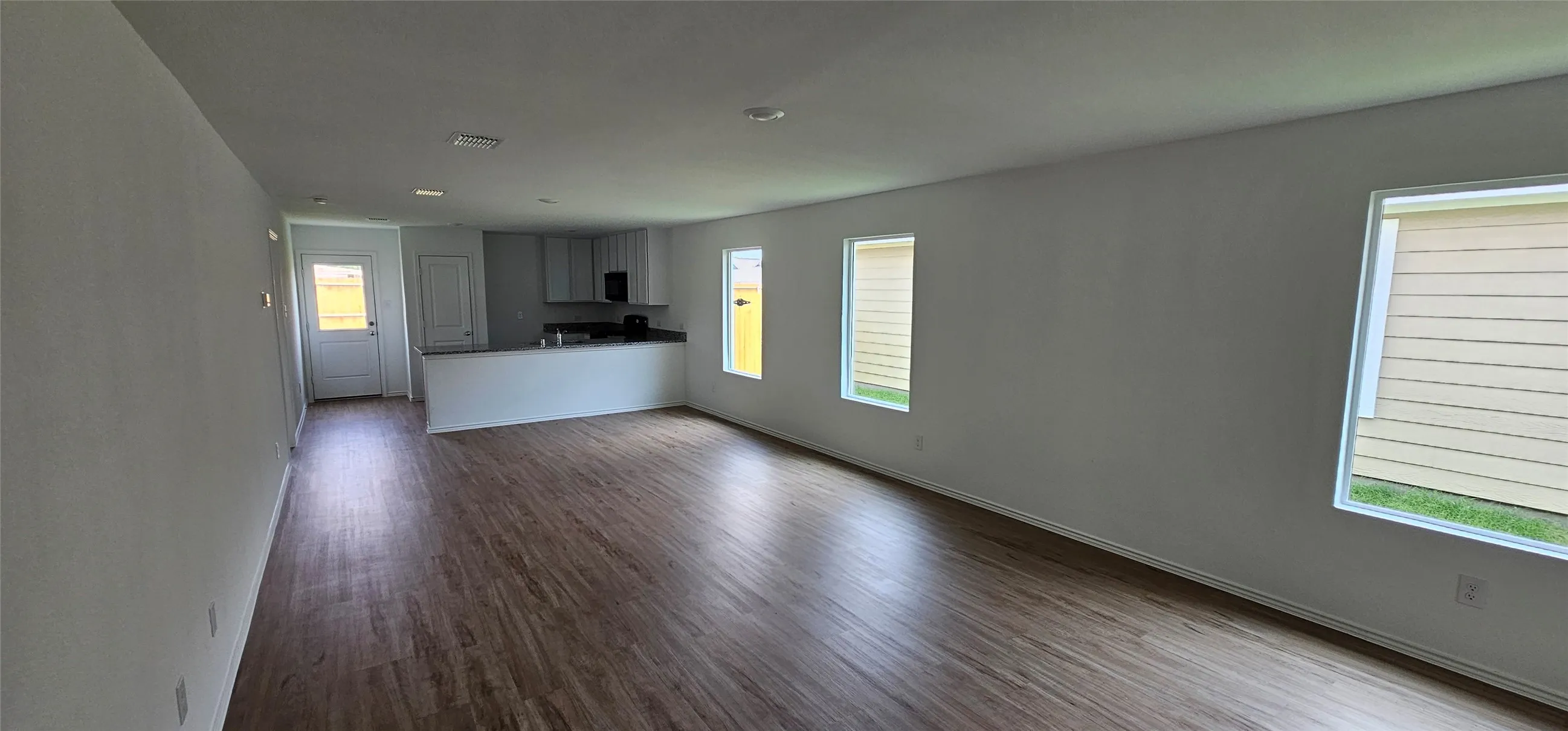 Single Family Residence For Rent in Collin County , 1121 desert willow, Princeton, Texas 75407, 3 Bedroom, 2 Bathroom, 2 Garage spaces, 1,411 Sqft, built in 2024, mls#21376837, Real Estate Agent in Princeton, Homes For Rent in Collin county, Homes For Rent in Princeton, Realtor in Princeton Texas, Real Estate Brokerage Independent Realty Texas, Luminita Cordes Realtor