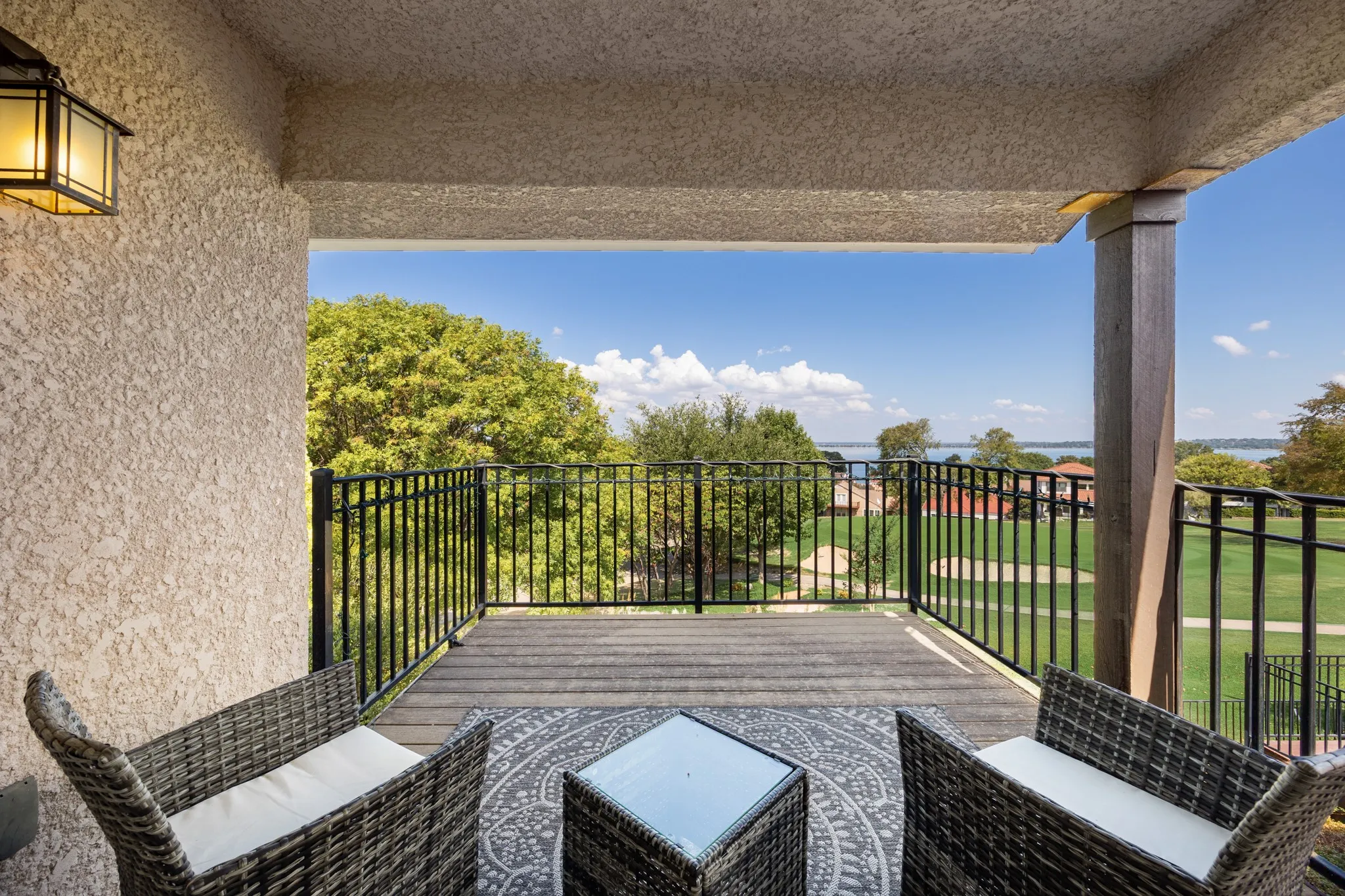 Single Family Residence For Rent in Rockwall County , 3326 Augusta Boulevard, Rockwall, Texas 75087, 4 Bedroom, 3 Bathroom, 2 Garage spaces, 2,480 Sqft, built in 1984, mls#21375805, Real Estate Agent in Rockwall, Homes For Rent in Rockwall county, Homes For Rent in Rockwall, Realtor in Rockwall Texas, Real Estate Brokerage Independent Realty Texas, Luminita Cordes Realtor