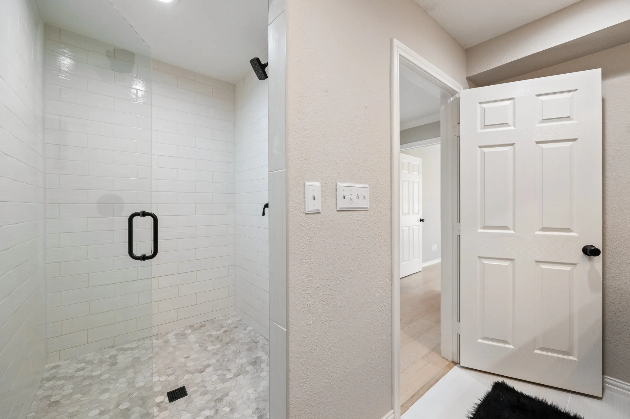 Single Family Residence For Rent in Rockwall County , 3326 Augusta Boulevard, Rockwall, Texas 75087, 4 Bedroom, 3 Bathroom, 2 Garage spaces, 2,480 Sqft, built in 1984, mls#21375805, Real Estate Agent in Rockwall, Homes For Rent in Rockwall county, Homes For Rent in Rockwall, Realtor in Rockwall Texas, Real Estate Brokerage Independent Realty Texas, Luminita Cordes Realtor