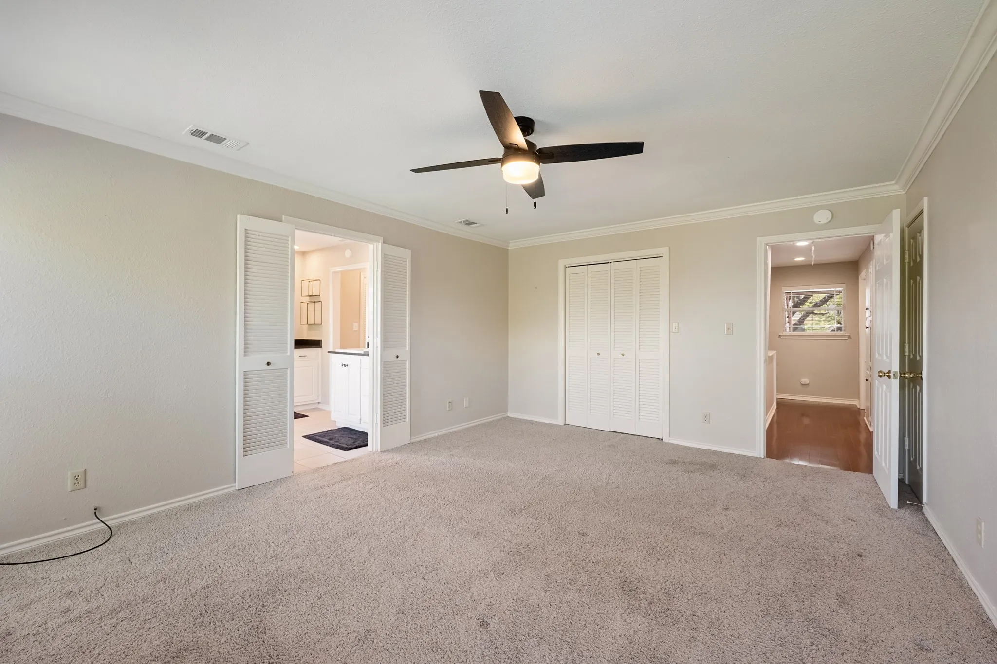 Single Family Residence For Rent in Rockwall County , 3326 Augusta Boulevard, Rockwall, Texas 75087, 4 Bedroom, 3 Bathroom, 2 Garage spaces, 2,480 Sqft, built in 1984, mls#21375805, Real Estate Agent in Rockwall, Homes For Rent in Rockwall county, Homes For Rent in Rockwall, Realtor in Rockwall Texas, Real Estate Brokerage Independent Realty Texas, Luminita Cordes Realtor