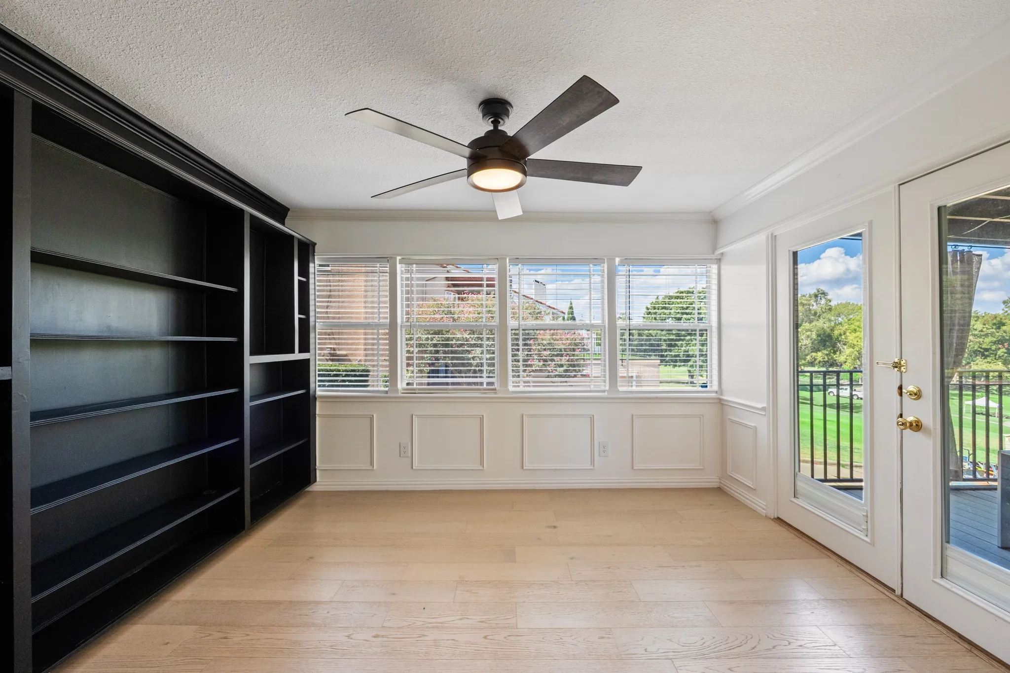 Single Family Residence For Rent in Rockwall County , 3326 Augusta Boulevard, Rockwall, Texas 75087, 4 Bedroom, 3 Bathroom, 2 Garage spaces, 2,480 Sqft, built in 1984, mls#21375805, Real Estate Agent in Rockwall, Homes For Rent in Rockwall county, Homes For Rent in Rockwall, Realtor in Rockwall Texas, Real Estate Brokerage Independent Realty Texas, Luminita Cordes Realtor
