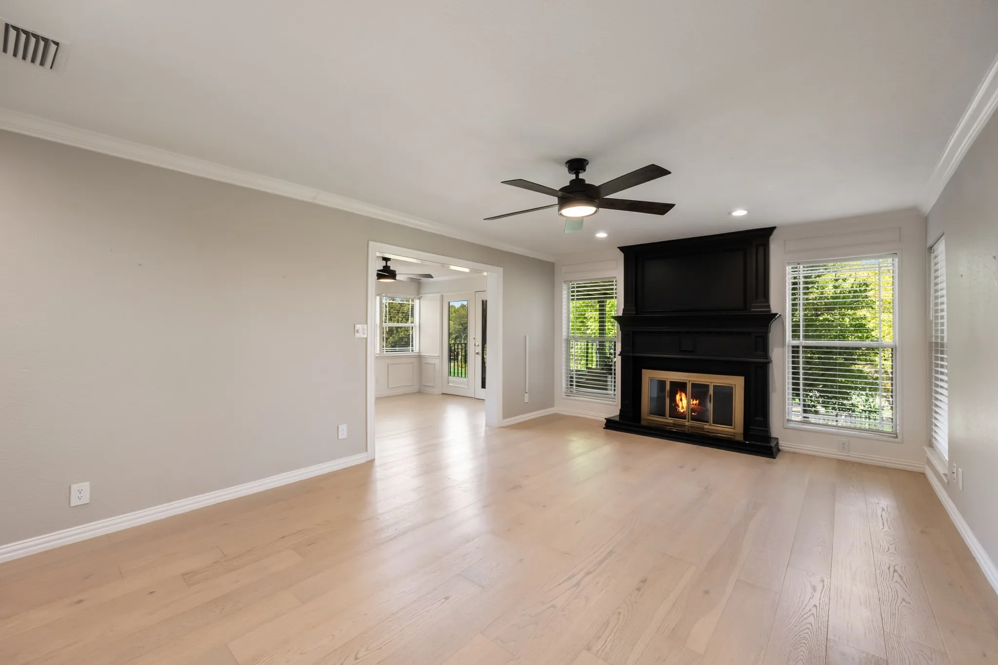 Single Family Residence For Rent in Rockwall County , 3326 Augusta Boulevard, Rockwall, Texas 75087, 4 Bedroom, 3 Bathroom, 2 Garage spaces, 2,480 Sqft, built in 1984, mls#21375805, Real Estate Agent in Rockwall, Homes For Rent in Rockwall county, Homes For Rent in Rockwall, Realtor in Rockwall Texas, Real Estate Brokerage Independent Realty Texas, Luminita Cordes Realtor