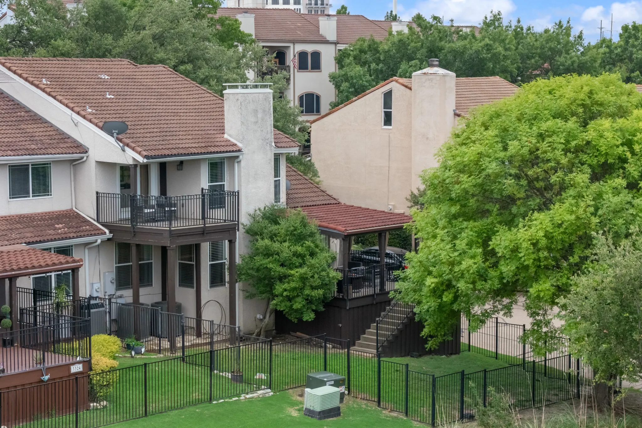 Single Family Residence For Rent in Rockwall County , 3326 Augusta Boulevard, Rockwall, Texas 75087, 4 Bedroom, 3 Bathroom, 2 Garage spaces, 2,480 Sqft, built in 1984, mls#21375805, Real Estate Agent in Rockwall, Homes For Rent in Rockwall county, Homes For Rent in Rockwall, Realtor in Rockwall Texas, Real Estate Brokerage Independent Realty Texas, Luminita Cordes Realtor