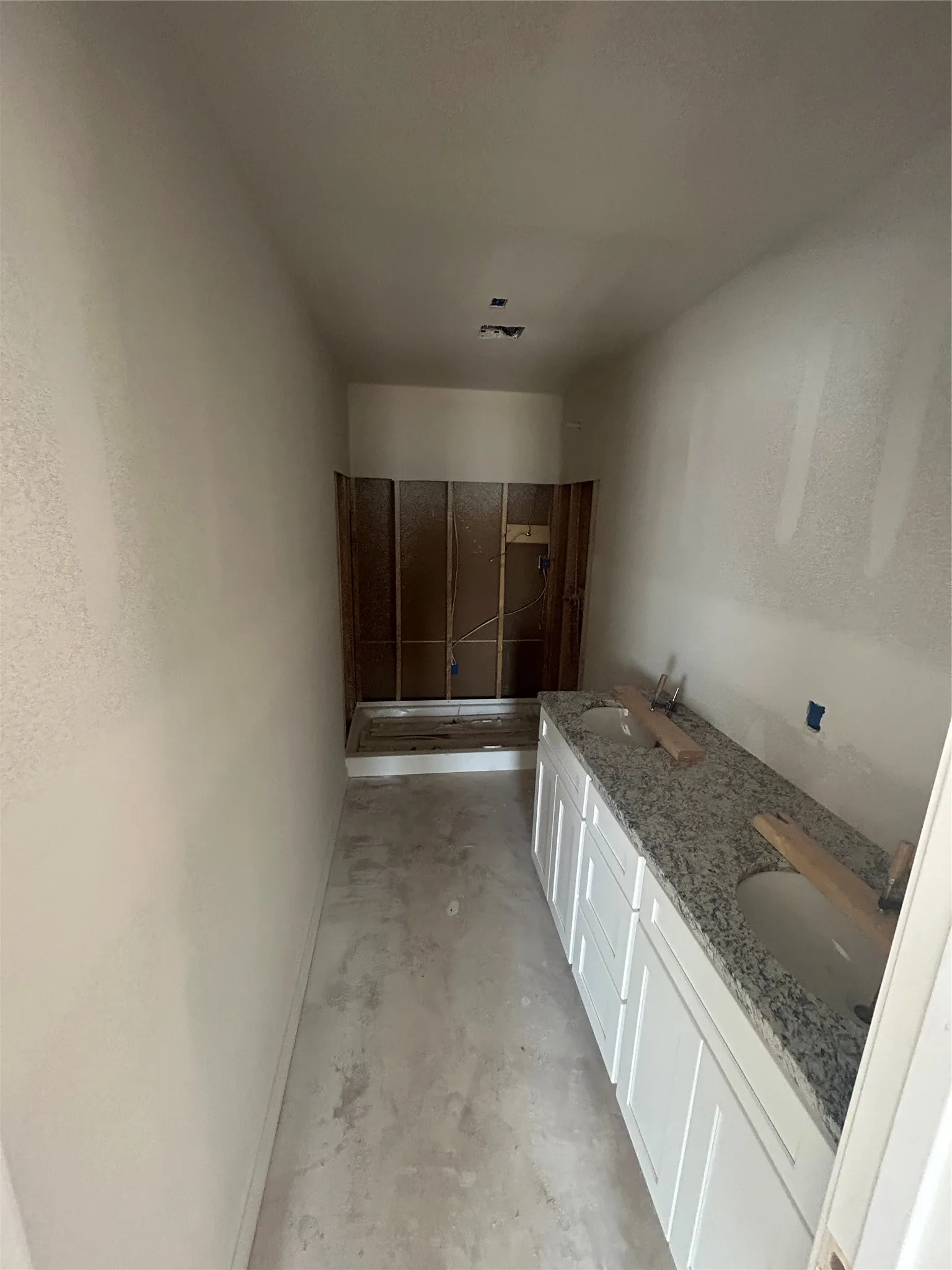 Single Family Residence For Sale in Taylor County , 5602 Abbey Road, Abilene, Texas 79606, 3 Bedroom, 2 Bathroom, 2 Garage spaces, 1,522 Sqft, built in 2026, mls#21376839, Real Estate Agent in Abilene, Homes For Sale in Taylor county, Homes For Sale in Abilene, Realtor in Abilene Texas, Real Estate Brokerage Independent Realty Texas, Luminita Cordes Realtor