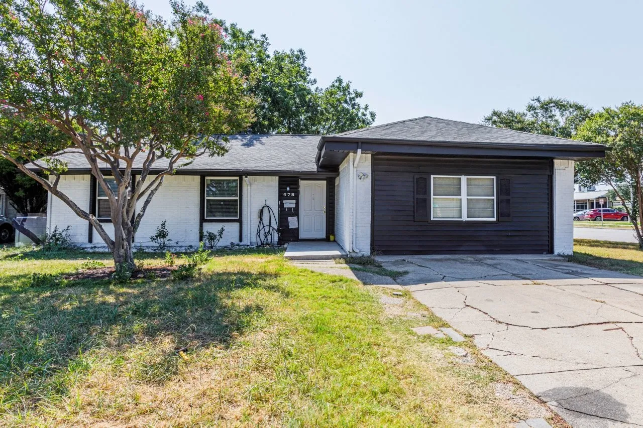 Single Family Residence For Sale in Dallas County , 478 Birchwood Drive, Garland, Texas 75043, 3 Bedroom, 2 Bathroom, Garage spaces, 1,756 Sqft, built in 1969, mls#21373042, Real Estate Agent in Garland, Homes For Sale in Dallas county, Homes For Sale in Garland, Realtor in Garland Texas, Real Estate Brokerage Independent Realty Texas, Luminita Cordes Realtor