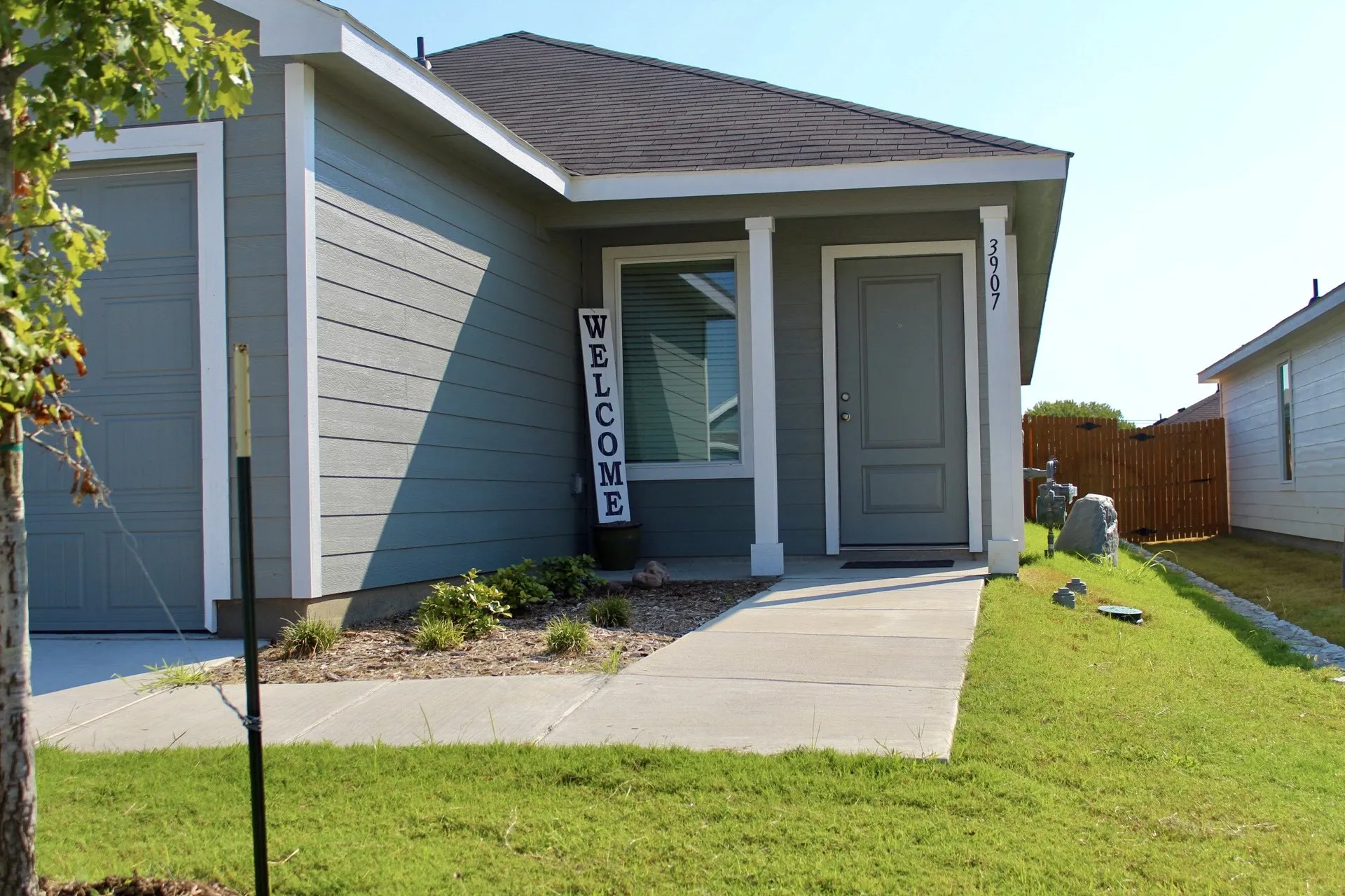 Single Family Residence For Rent in Grayson County , 3907 Ontario Way, Sherman, Texas 75090, 4 Bedroom, 2 Bathroom, 2 Garage spaces, 1,600 Sqft, built in 2026, mls#21376569, Real Estate Agent in Sherman, Homes For Rent in Grayson county, Homes For Rent in Sherman, Realtor in Sherman Texas, Real Estate Brokerage Independent Realty Texas, Luminita Cordes Realtor