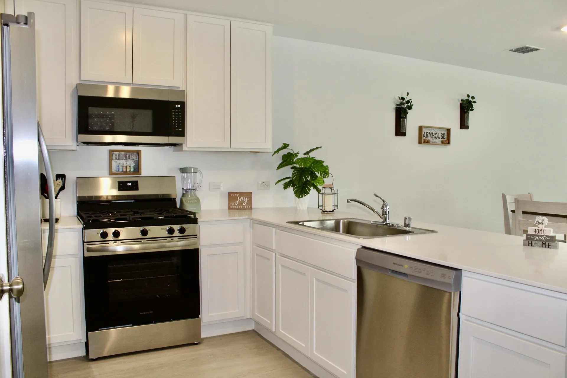 Single Family Residence For Rent in Grayson County , 3907 Ontario Way, Sherman, Texas 75090, 4 Bedroom, 2 Bathroom, 2 Garage spaces, 1,600 Sqft, built in 2026, mls#21376569, Real Estate Agent in Sherman, Homes For Rent in Grayson county, Homes For Rent in Sherman, Realtor in Sherman Texas, Real Estate Brokerage Independent Realty Texas, Luminita Cordes Realtor