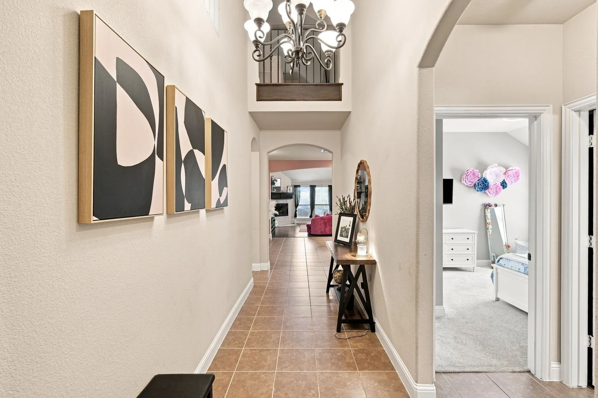 Single Family Residence For Sale in Ellis County , 910 Westminster Drive, Midlothian, Texas 76065, 3 Bedroom, 3 Bathroom, 2 Garage spaces, 2,186 Sqft, built in 2015, mls#21370217, Real Estate Agent in Midlothian, Homes For Sale in Ellis county, Homes For Sale in Midlothian, Realtor in Midlothian Texas, Real Estate Brokerage Independent Realty Texas, Luminita Cordes Realtor