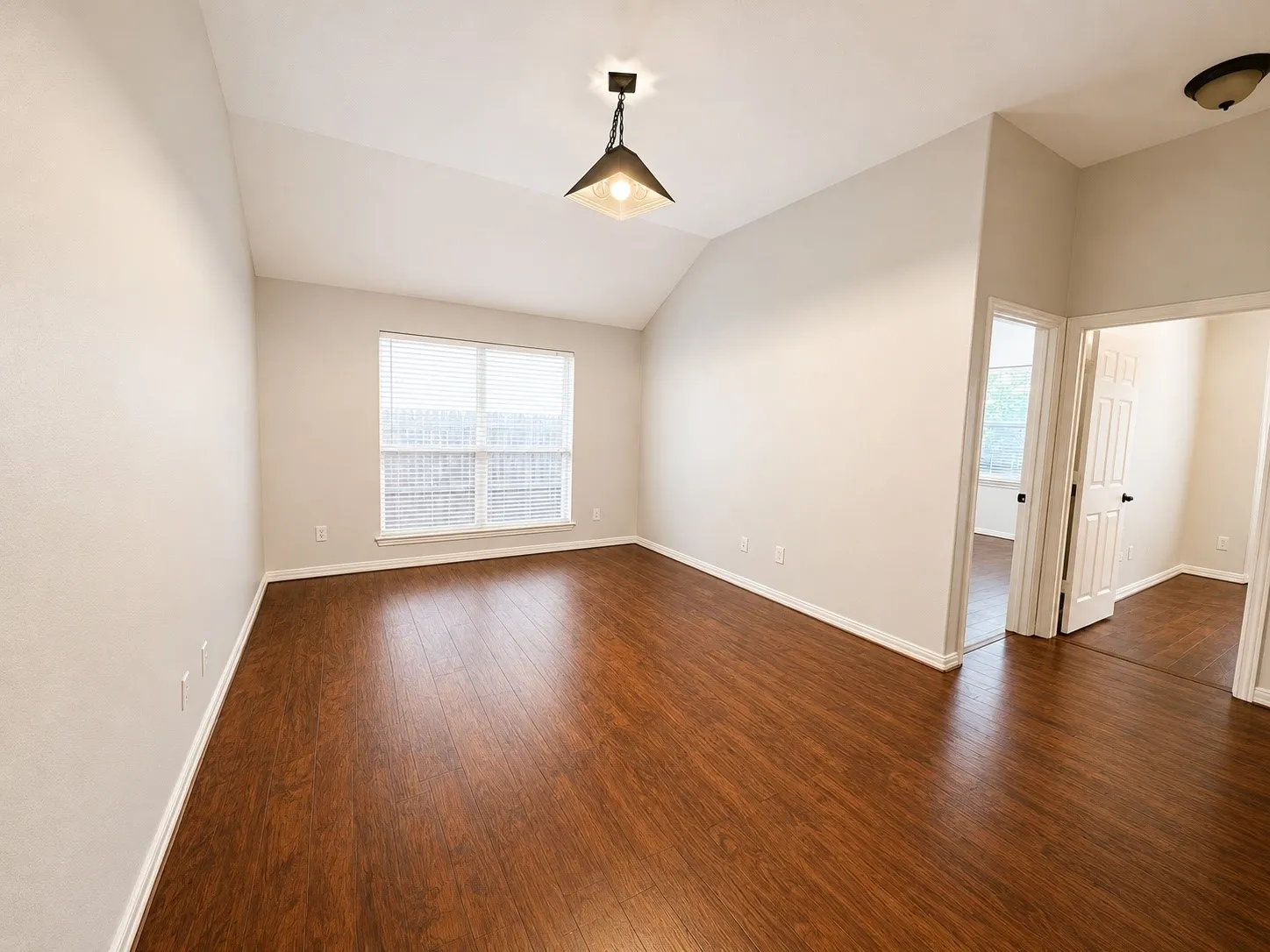 Single Family Residence For Rent in Collin County , 1721 Woodstream Lane, Allen, Texas 75002, 3 Bedroom, 2 Bathroom, 2 Garage spaces, 2,210 Sqft, built in 2000, mls#21376838, Real Estate Agent in Allen, Homes For Rent in Collin county, Homes For Rent in Allen, Realtor in Allen Texas, Real Estate Brokerage Independent Realty Texas, Luminita Cordes Realtor