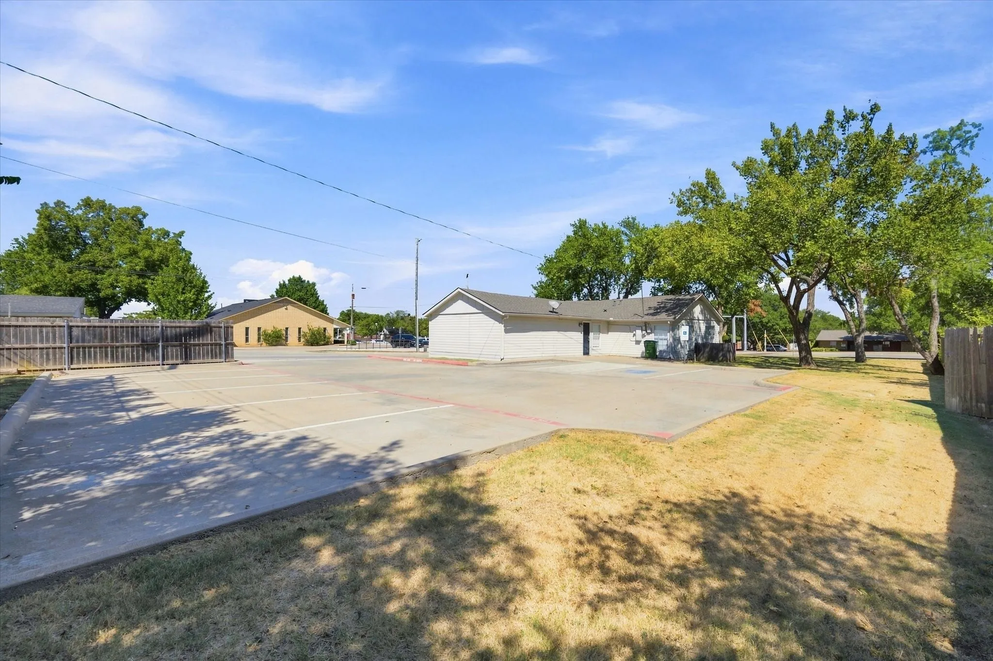 Retail For Rent in Tarrant County , 500 S Main Street, Mansfield, Texas 76063, 0, 0, Garage spaces, 0 Sqft, built in 1951, mls#21376858, Real Estate Agent in Mansfield, Homes For Rent in Tarrant county, Homes For Rent in Mansfield, Realtor in Mansfield Texas, Real Estate Brokerage Independent Realty Texas, Luminita Cordes Realtor