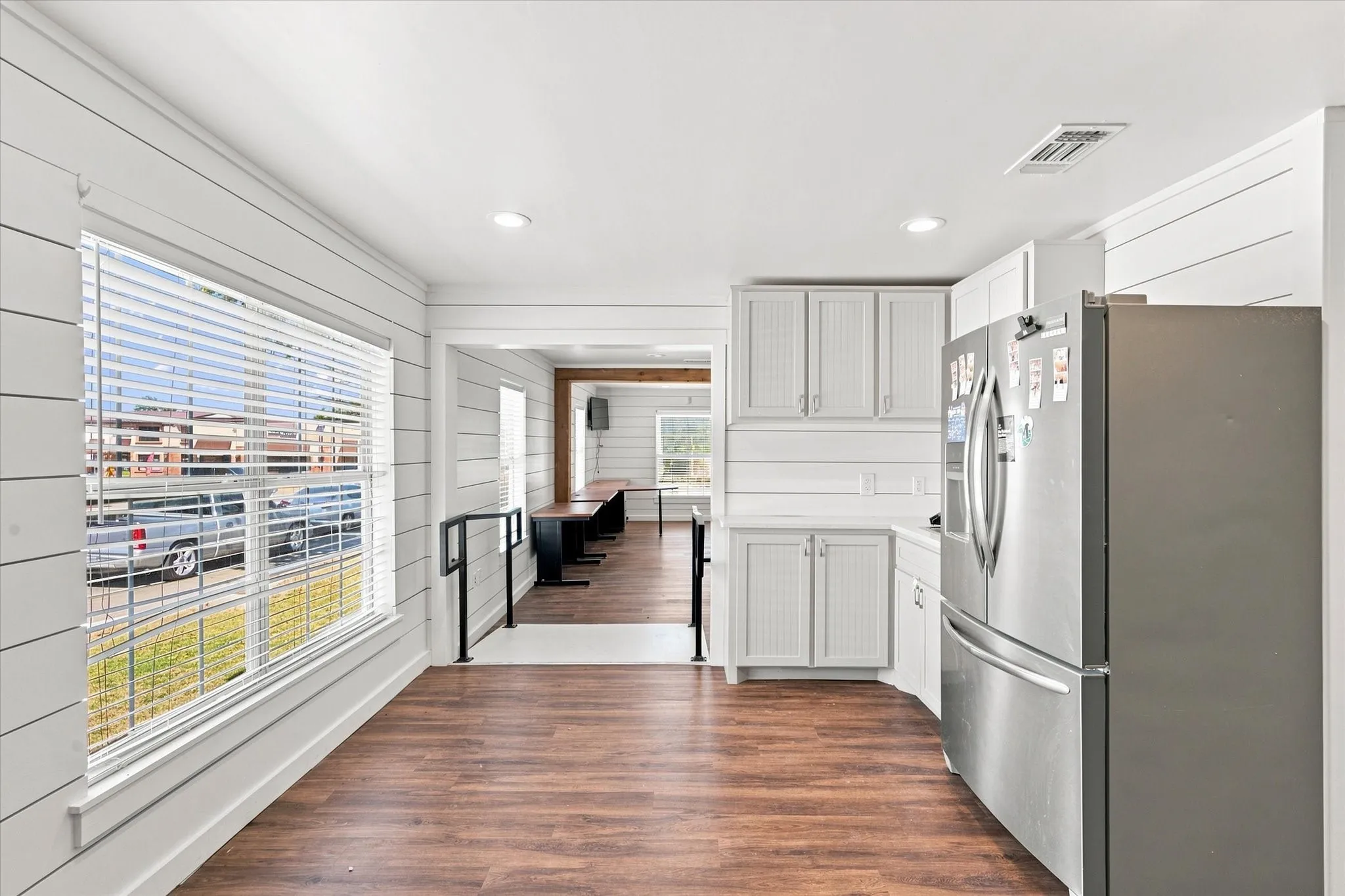 Retail For Rent in Tarrant County , 500 S Main Street, Mansfield, Texas 76063, 0, 0, Garage spaces, 0 Sqft, built in 1951, mls#21376858, Real Estate Agent in Mansfield, Homes For Rent in Tarrant county, Homes For Rent in Mansfield, Realtor in Mansfield Texas, Real Estate Brokerage Independent Realty Texas, Luminita Cordes Realtor