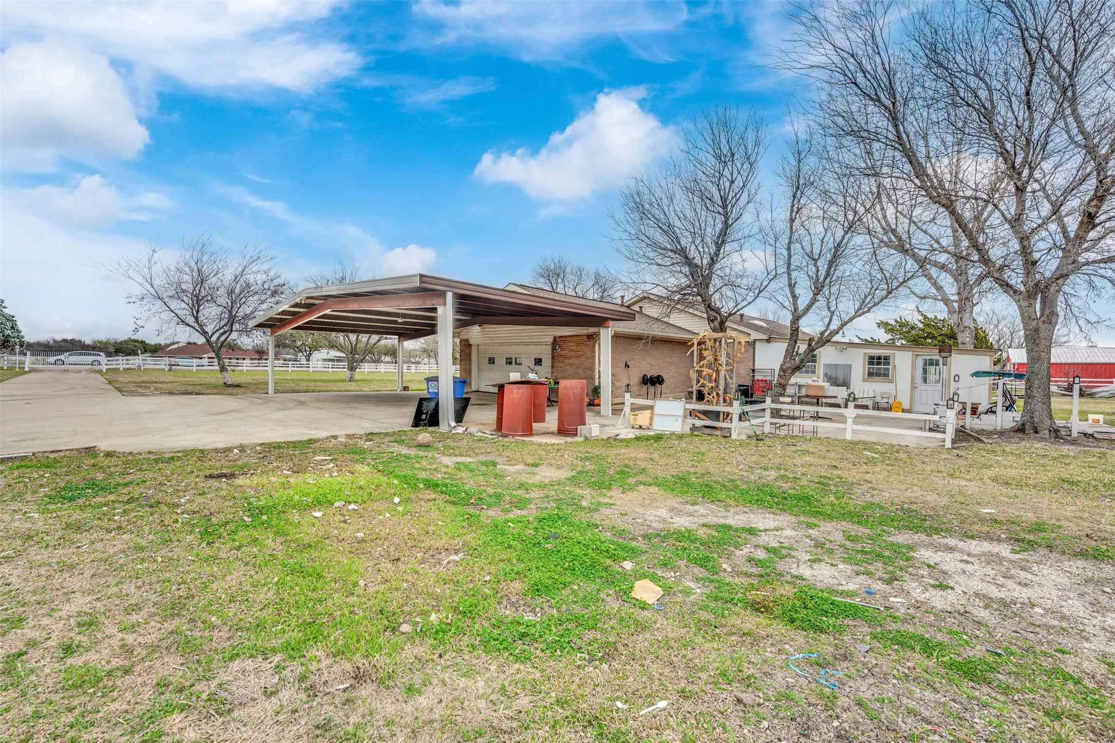 Single Family Residence For Sale in Dallas County , 2104 Ponderosa Trail, Sachse, Texas 75048, 4 Bedroom, 3 Bathroom, 2 Garage spaces, 2,268 Sqft, built in 1967, mls#21376862, Real Estate Agent in Sachse, Homes For Sale in Dallas county, Homes For Sale in Sachse, Realtor in Sachse Texas, Real Estate Brokerage Independent Realty Texas, Luminita Cordes Realtor