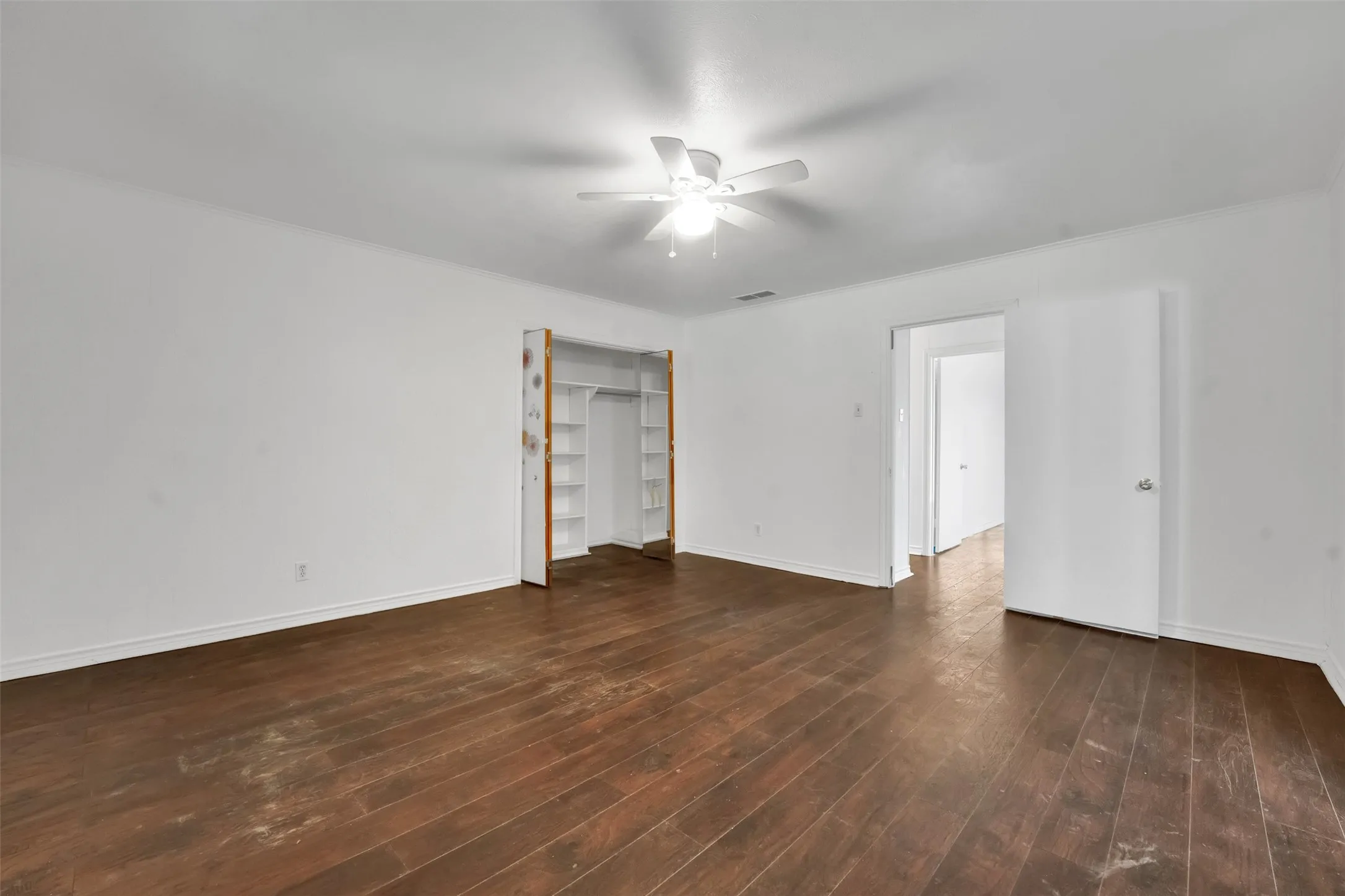 Single Family Residence For Sale in Dallas County , 2104 Ponderosa Trail, Sachse, Texas 75048, 4 Bedroom, 3 Bathroom, 2 Garage spaces, 2,268 Sqft, built in 1967, mls#21376862, Real Estate Agent in Sachse, Homes For Sale in Dallas county, Homes For Sale in Sachse, Realtor in Sachse Texas, Real Estate Brokerage Independent Realty Texas, Luminita Cordes Realtor