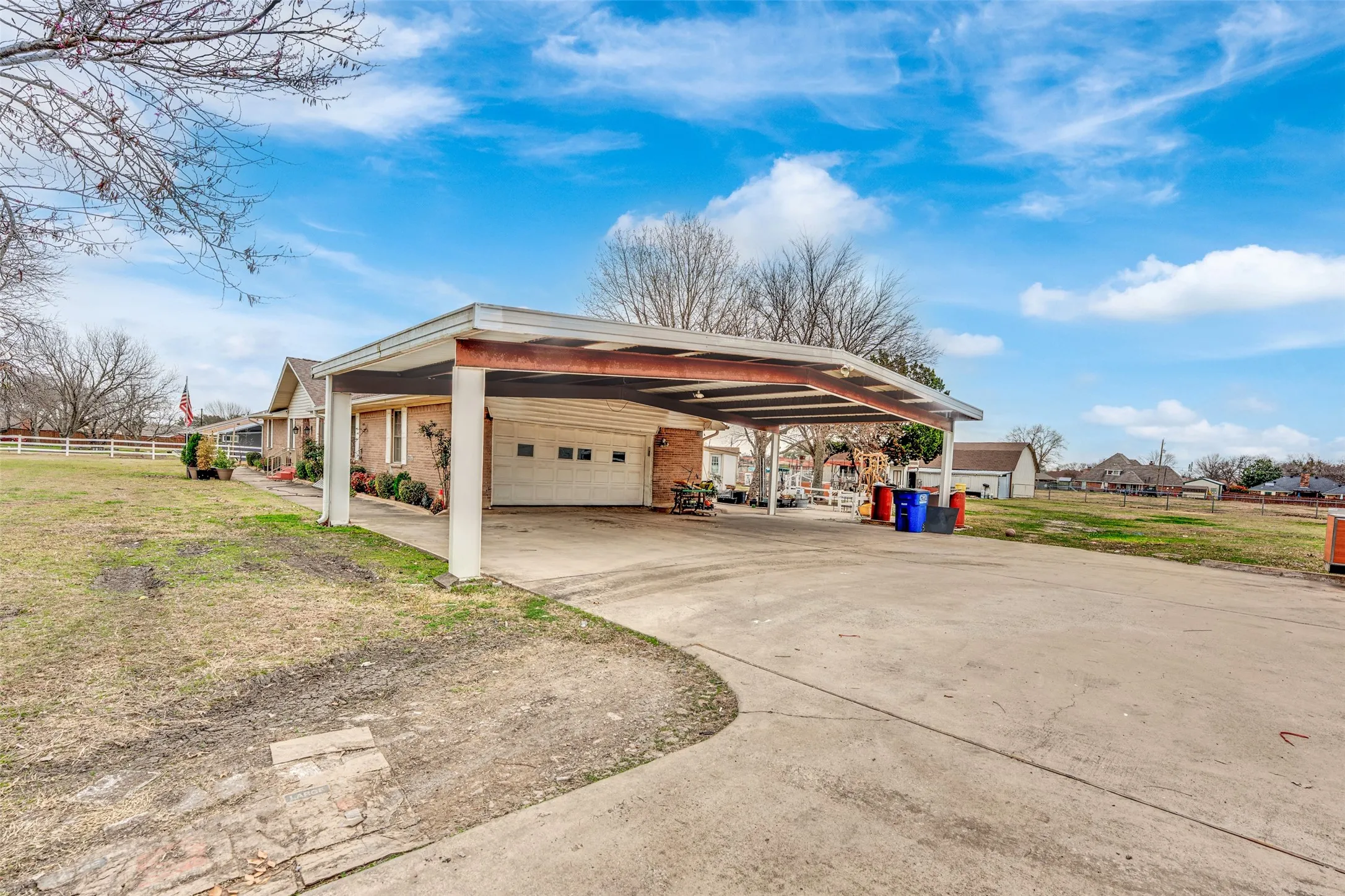 Single Family Residence For Sale in Dallas County , 2104 Ponderosa Trail, Sachse, Texas 75048, 4 Bedroom, 3 Bathroom, 2 Garage spaces, 2,268 Sqft, built in 1967, mls#21376862, Real Estate Agent in Sachse, Homes For Sale in Dallas county, Homes For Sale in Sachse, Realtor in Sachse Texas, Real Estate Brokerage Independent Realty Texas, Luminita Cordes Realtor