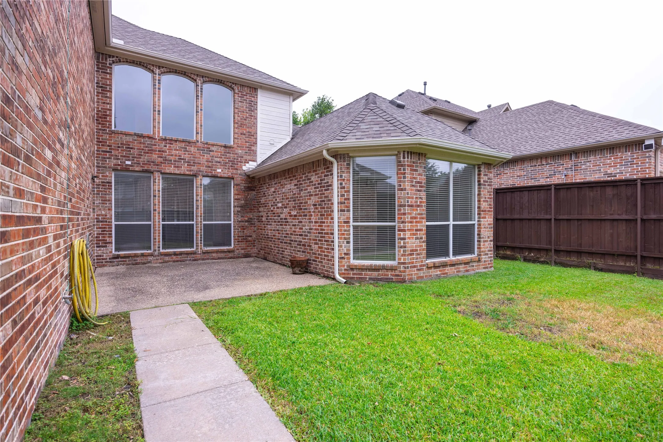 Single Family Residence For Rent in Collin County , 3305 Estacado Lane, Plano, Texas 75025, 4 Bedroom, 3 Bathroom, 2 Garage spaces, 3,242 Sqft, built in 1998, mls#21376866, Real Estate Agent in Plano, Homes For Rent in Collin county, Homes For Rent in Plano, Realtor in Plano Texas, Real Estate Brokerage Independent Realty Texas, Luminita Cordes Realtor