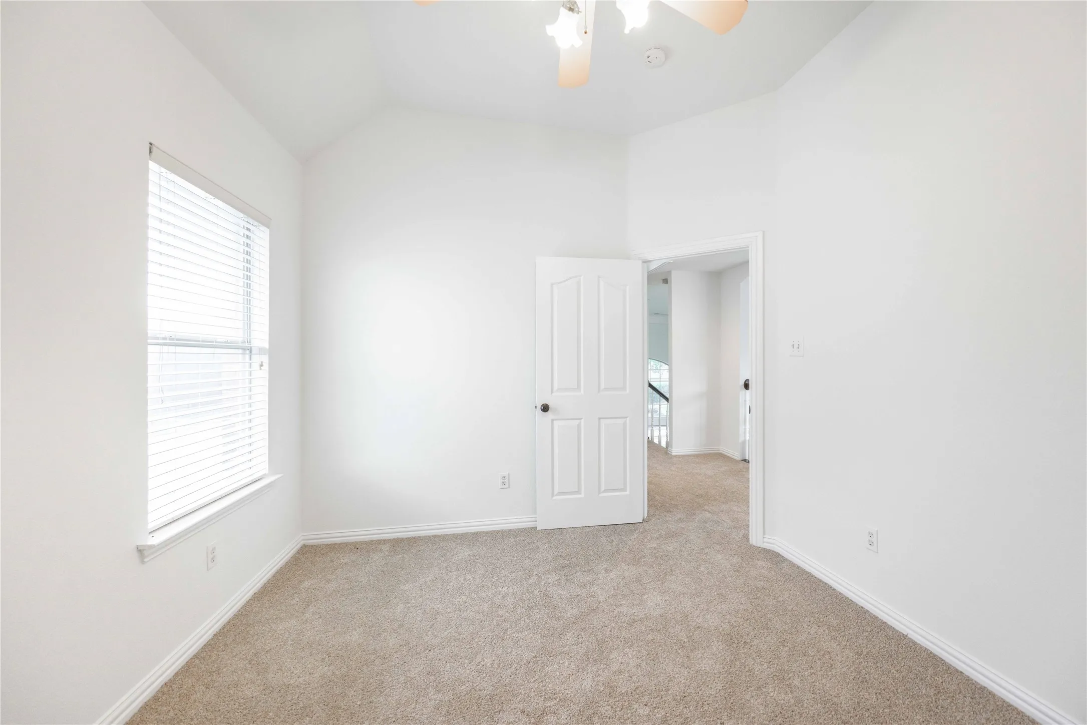 Single Family Residence For Rent in Collin County , 3305 Estacado Lane, Plano, Texas 75025, 4 Bedroom, 3 Bathroom, 2 Garage spaces, 3,242 Sqft, built in 1998, mls#21376866, Real Estate Agent in Plano, Homes For Rent in Collin county, Homes For Rent in Plano, Realtor in Plano Texas, Real Estate Brokerage Independent Realty Texas, Luminita Cordes Realtor