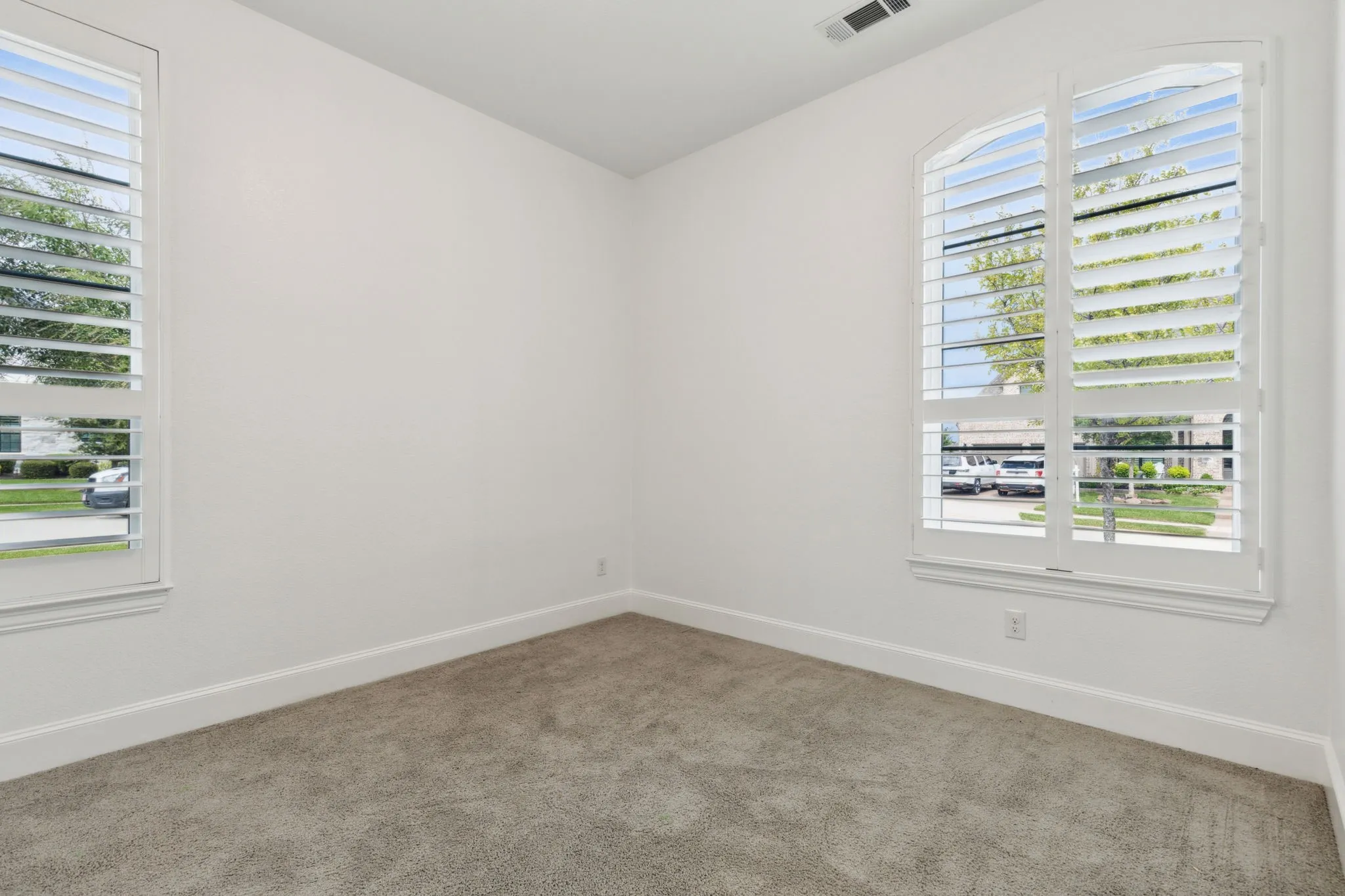 Single Family Residence For Sale in Collin County , 831 Country Brook Lane, Prosper, Texas 75078, 4 Bedroom, 4 Bathroom, 3 Garage spaces, 3,209 Sqft, built in 2019, mls#21376850, Real Estate Agent in Prosper, Homes For Sale in Collin county, Homes For Sale in Prosper, Realtor in Prosper Texas, Real Estate Brokerage Independent Realty Texas, Luminita Cordes Realtor