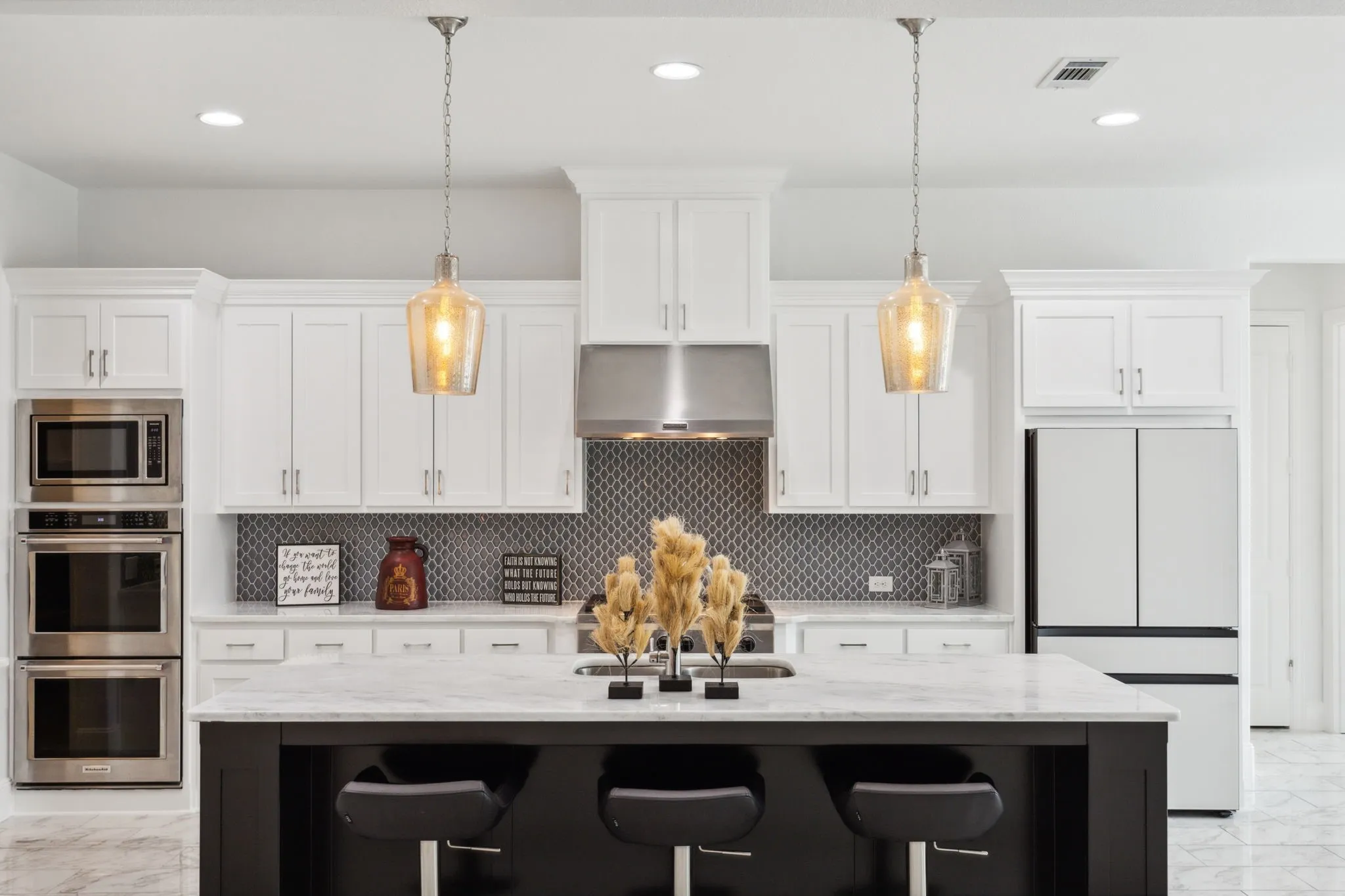 Single Family Residence For Sale in Collin County , 831 Country Brook Lane, Prosper, Texas 75078, 4 Bedroom, 4 Bathroom, 3 Garage spaces, 3,209 Sqft, built in 2019, mls#21376850, Real Estate Agent in Prosper, Homes For Sale in Collin county, Homes For Sale in Prosper, Realtor in Prosper Texas, Real Estate Brokerage Independent Realty Texas, Luminita Cordes Realtor
