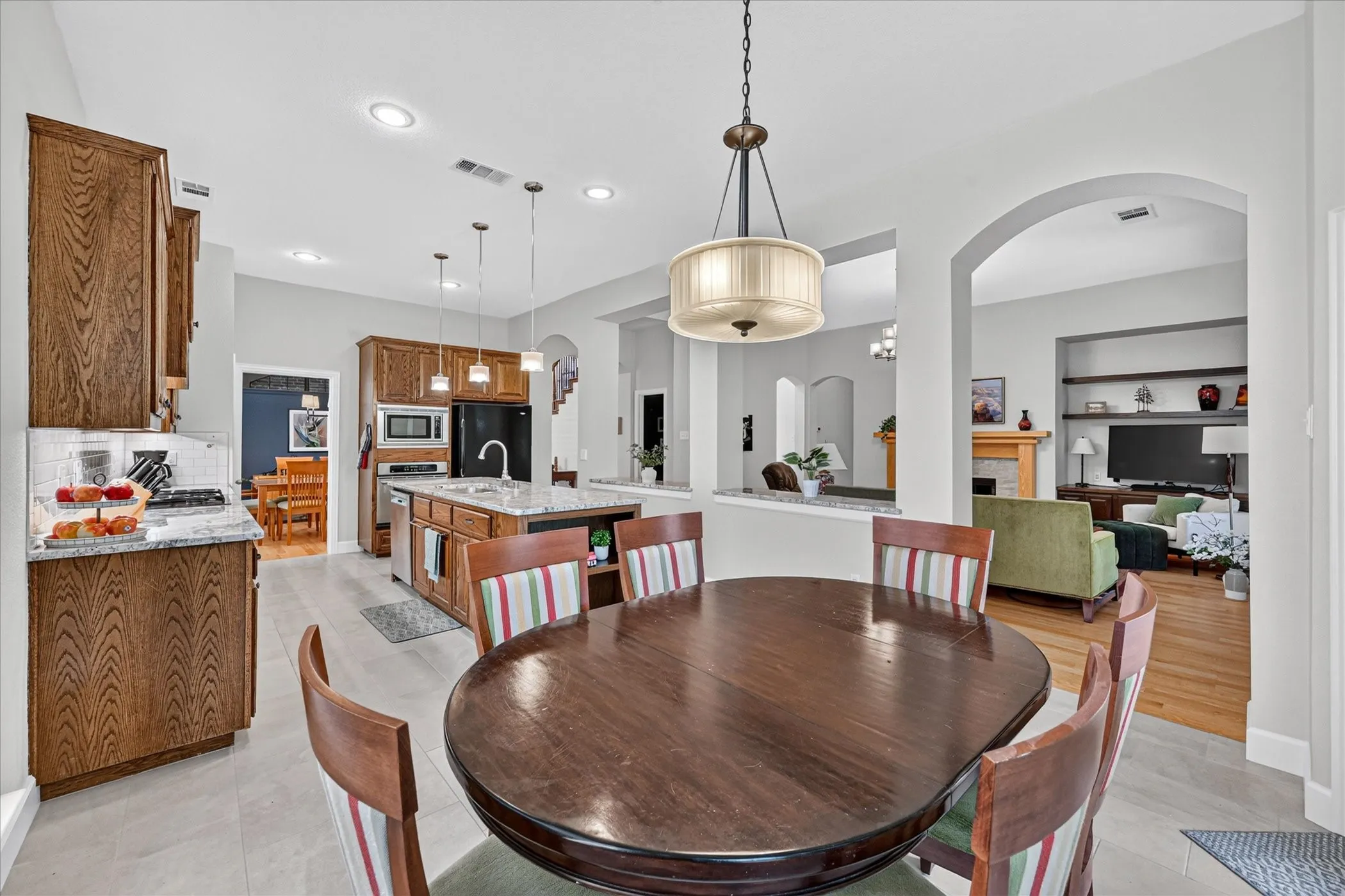 Open flow for entertaining