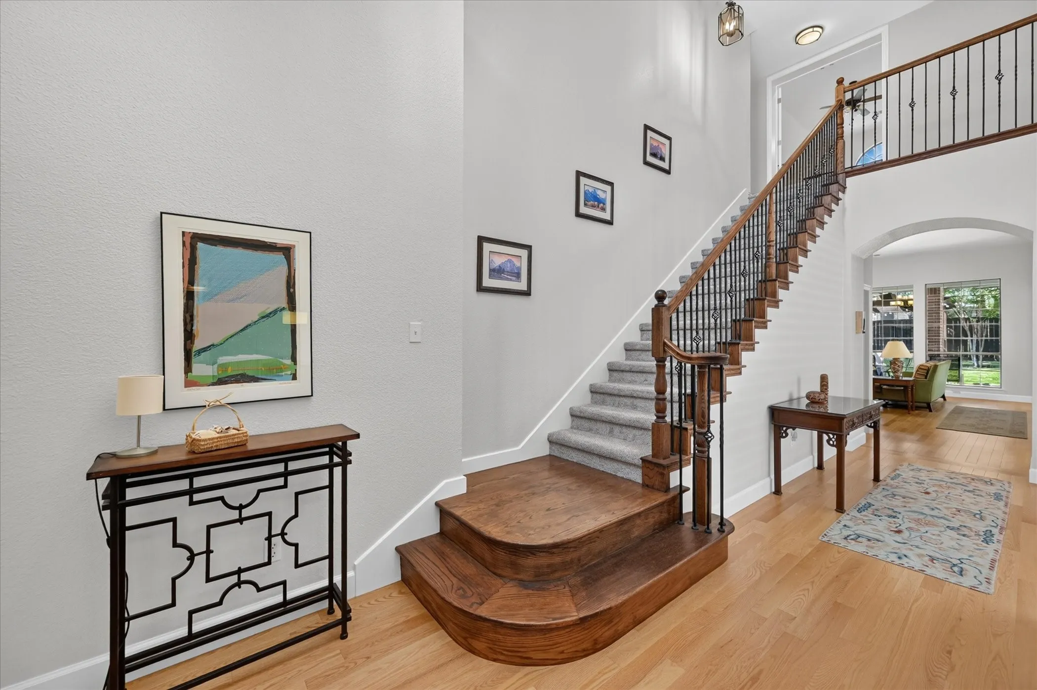 Single Family Residence For Sale in Tarrant County , 6943 Navigation Drive, Grand Prairie, Texas 75054, 5 Bedroom, 4 Bathroom, 2 Garage spaces, 3,517 Sqft, built in 2006, mls#21373404, Real Estate Agent in Grand Prairie, Homes For Sale in Tarrant county, Homes For Sale in Grand Prairie, Realtor in Grand Prairie Texas, Real Estate Brokerage Independent Realty Texas, Luminita Cordes Realtor