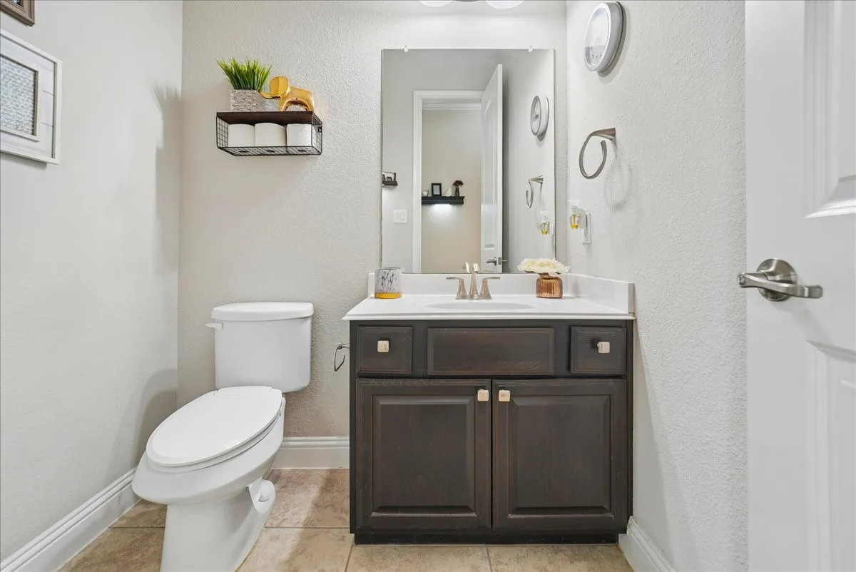 Single Family Residence For Sale in Tarrant County , 6749 Cambridge Drive, North Richland Hills, Texas 76180, 4 Bedroom, 3 Bathroom, 2 Garage spaces, 3,226 Sqft, built in 2017, mls#21363978, Real Estate Agent in North Richland Hills, Homes For Sale in Tarrant county, Homes For Sale in North Richland Hills, Realtor in North Richland Hills Texas, Real Estate Brokerage Independent Realty Texas, Luminita Cordes Realtor