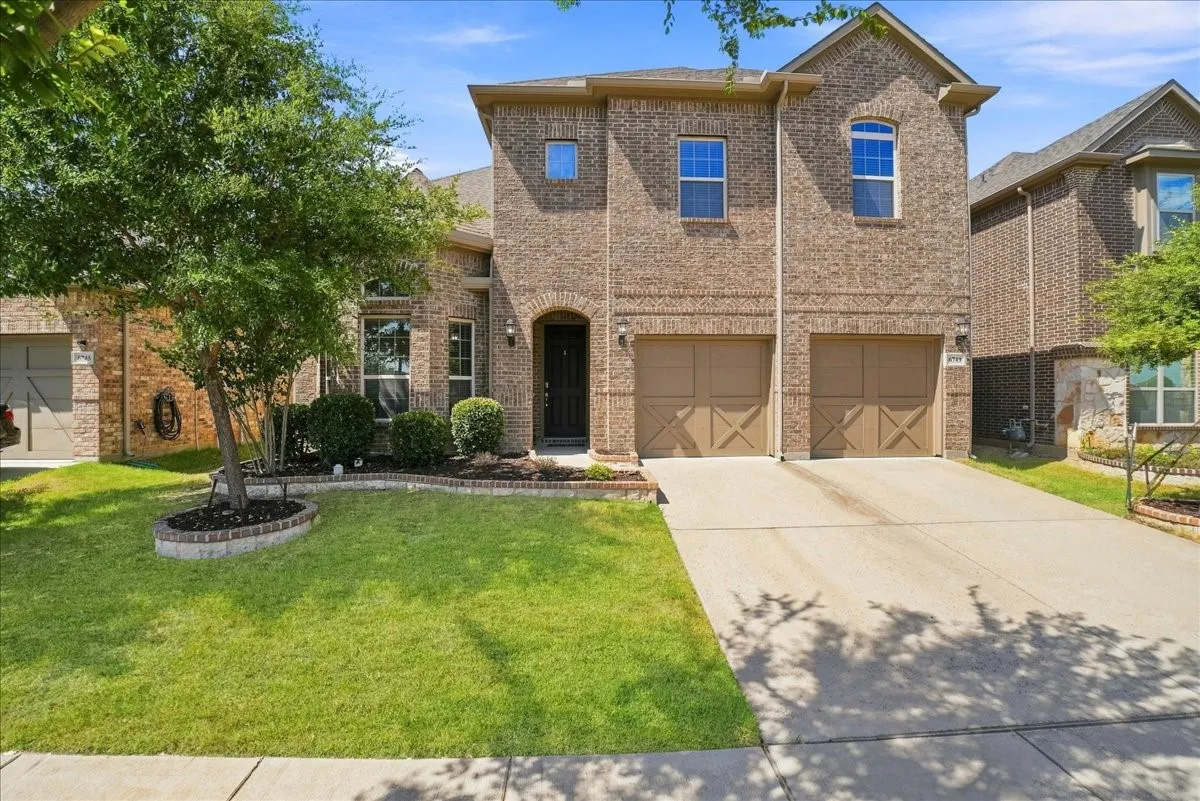 Single Family Residence For Sale in Tarrant County , 6749 Cambridge Drive, North Richland Hills, Texas 76180, 4 Bedroom, 3 Bathroom, 2 Garage spaces, 3,226 Sqft, built in 2017, mls#21363978, Real Estate Agent in North Richland Hills, Homes For Sale in Tarrant county, Homes For Sale in North Richland Hills, Realtor in North Richland Hills Texas, Real Estate Brokerage Independent Realty Texas, Luminita Cordes Realtor